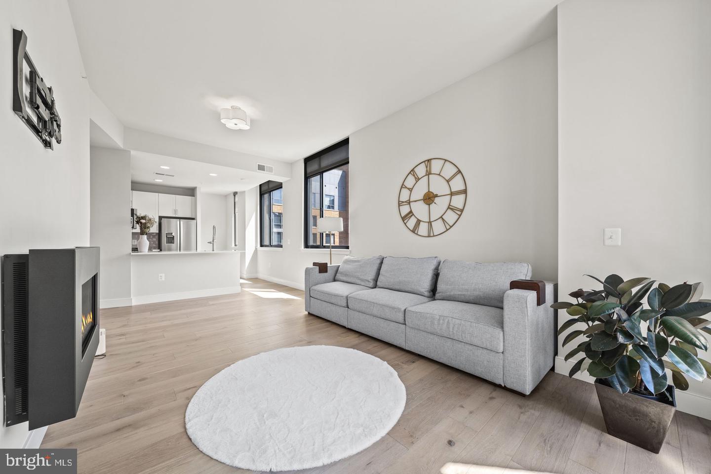 COURTHOUSE - Residential Lease