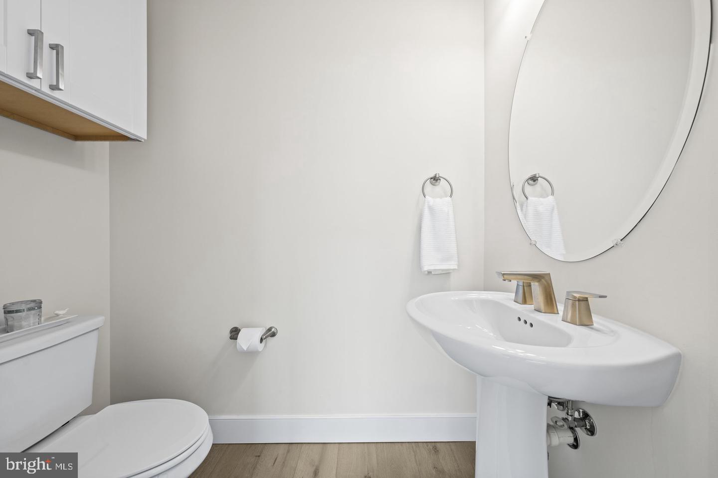 COURTHOUSE - Residential Lease