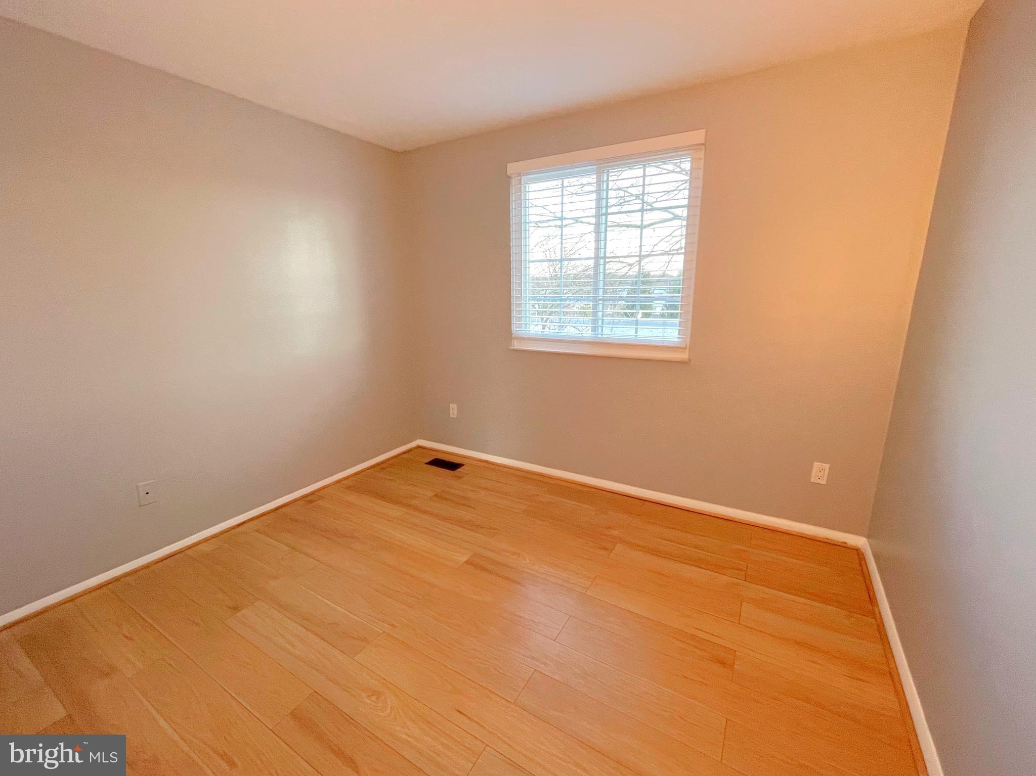 BANNERWOOD - Residential Lease