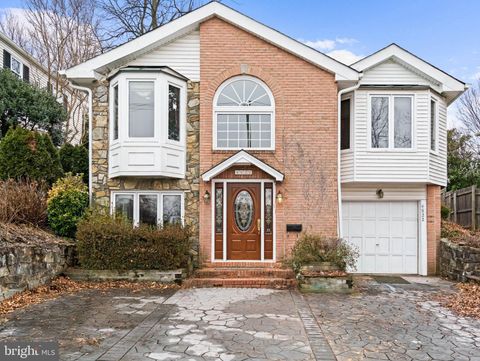 4822 EARLSTON DRIVE BETHESDA MD 20816