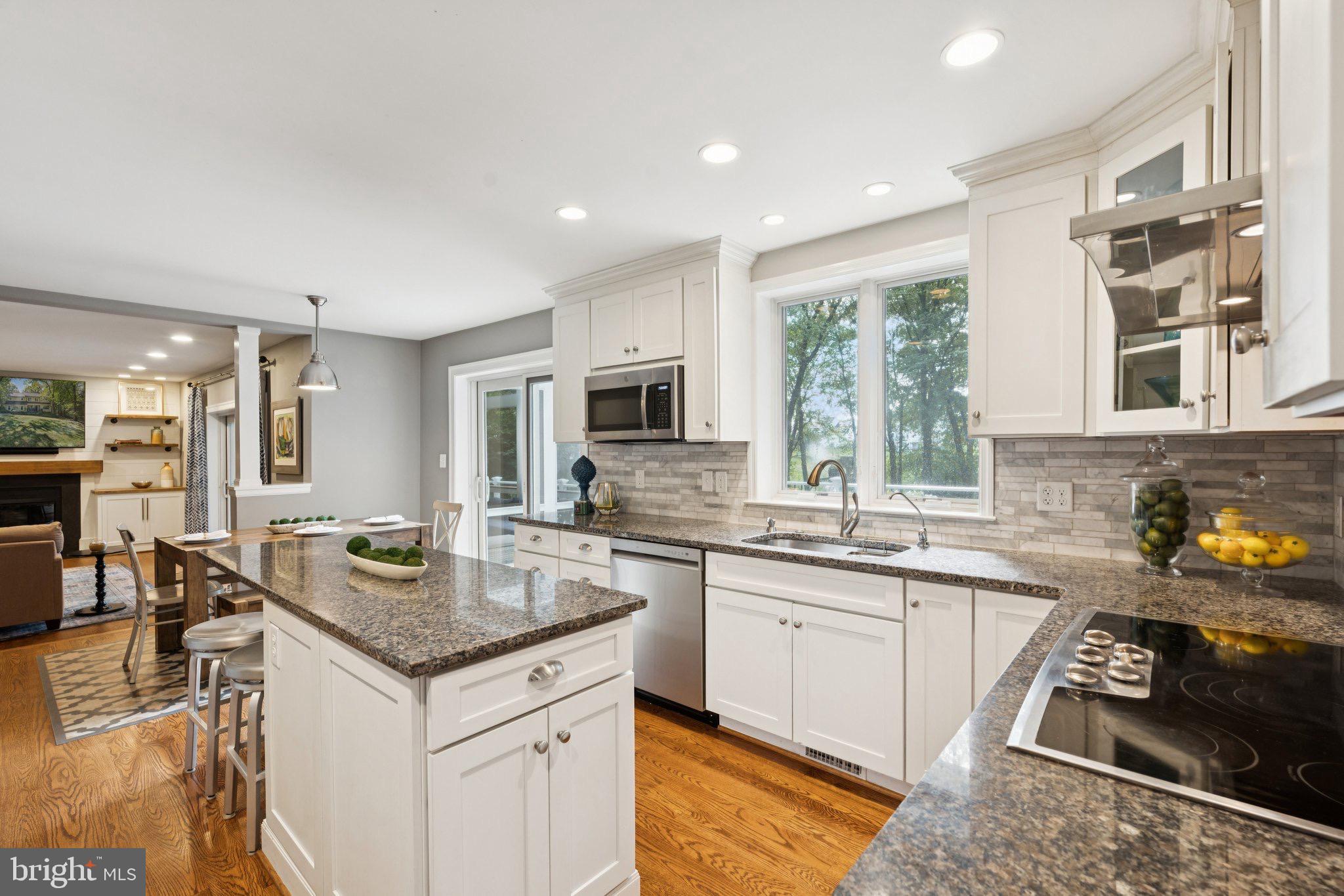 DARNESTOWN OUTSIDE - Residential