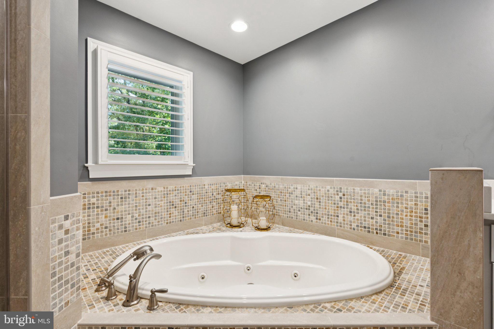 DARNESTOWN OUTSIDE - Residential