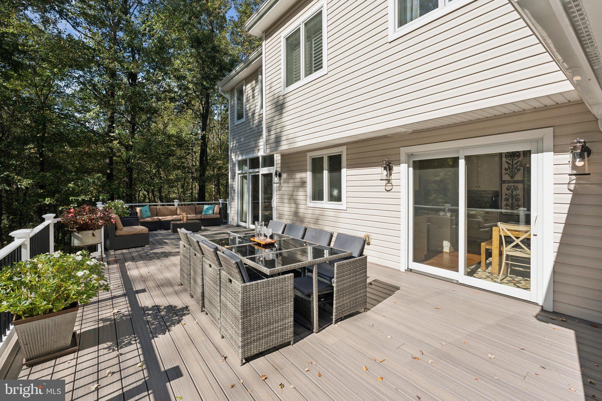 DARNESTOWN OUTSIDE - Residential