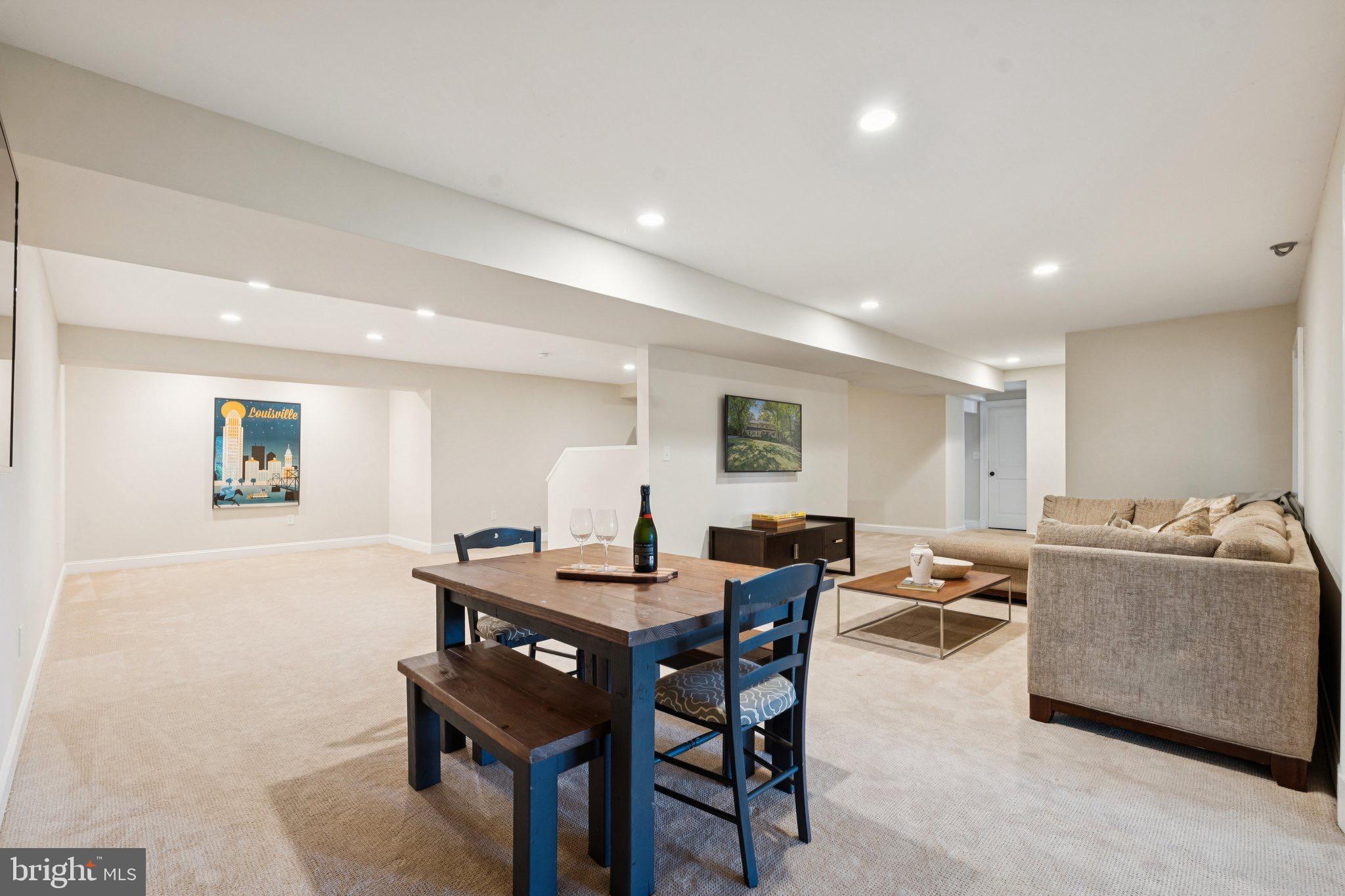 DARNESTOWN OUTSIDE - Residential