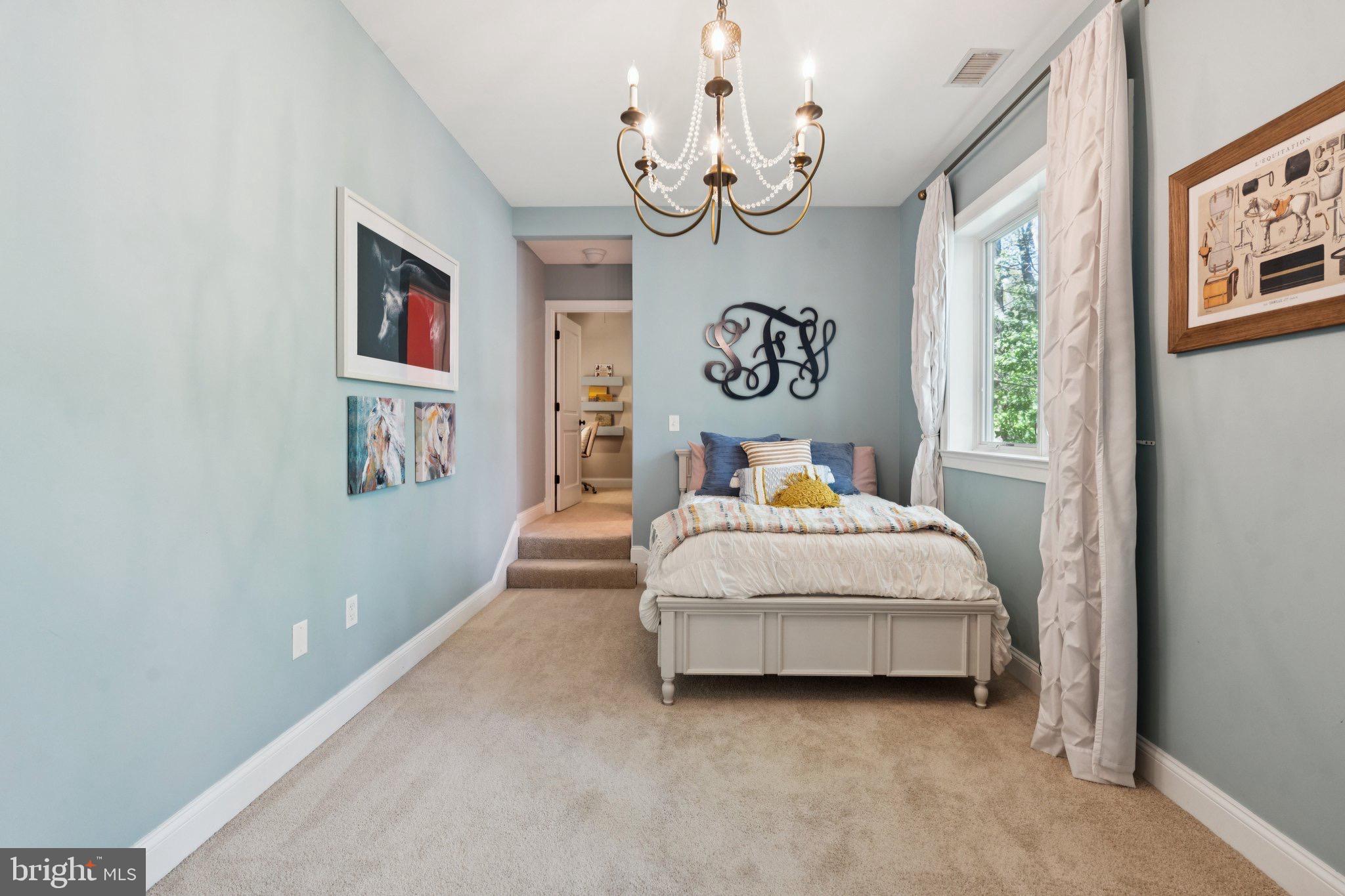 DARNESTOWN OUTSIDE - Residential