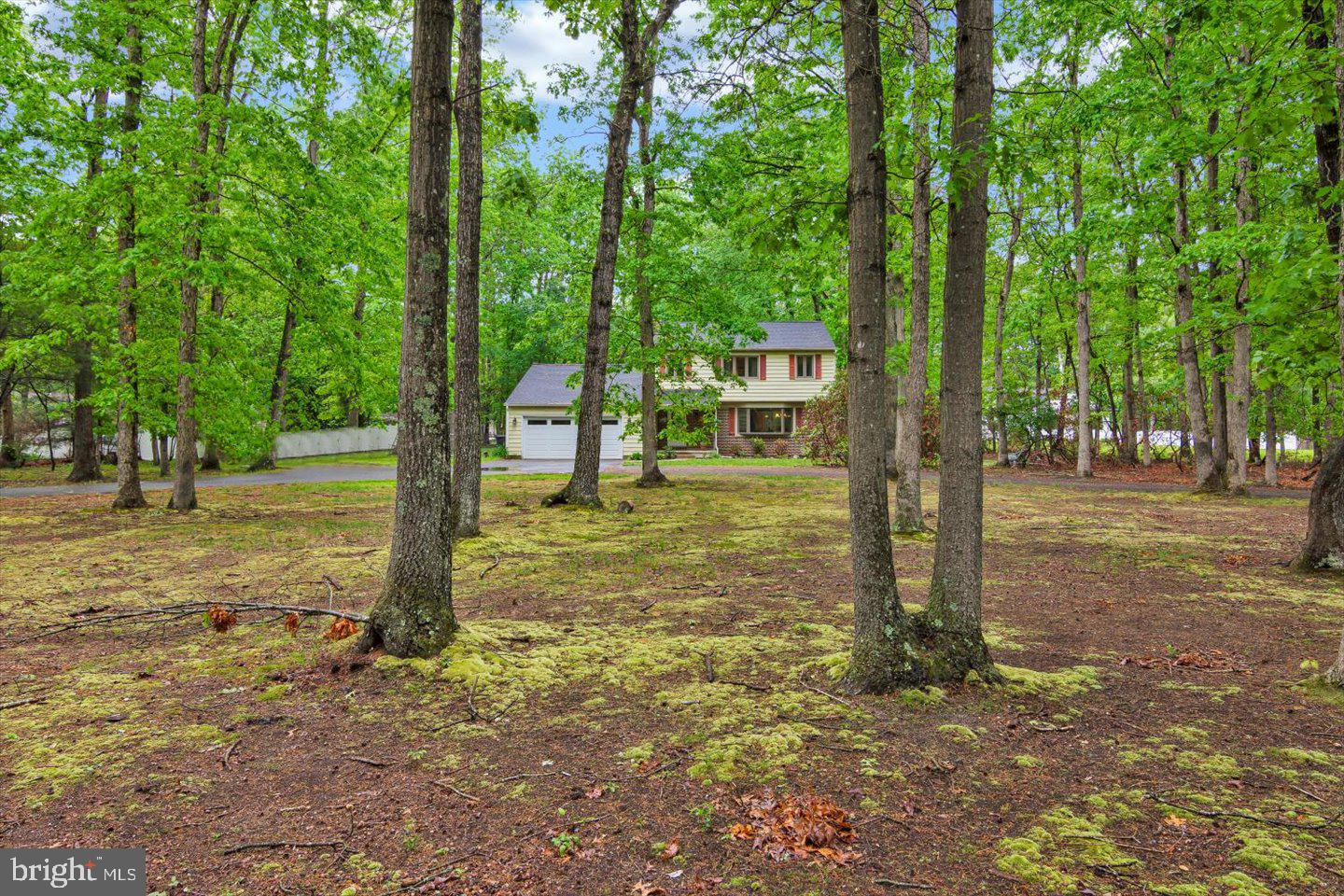 5 SHAWNEE TRAIL