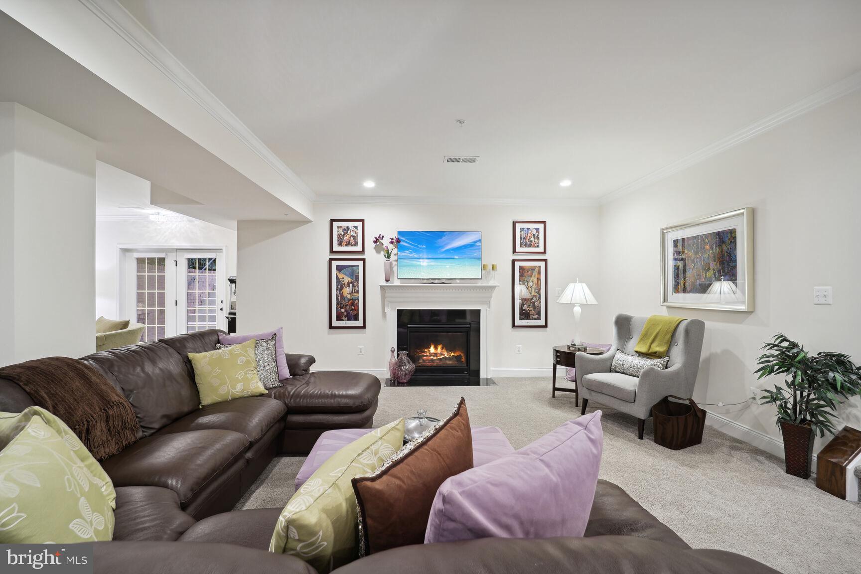 OAK CREEK CLUB - Residential