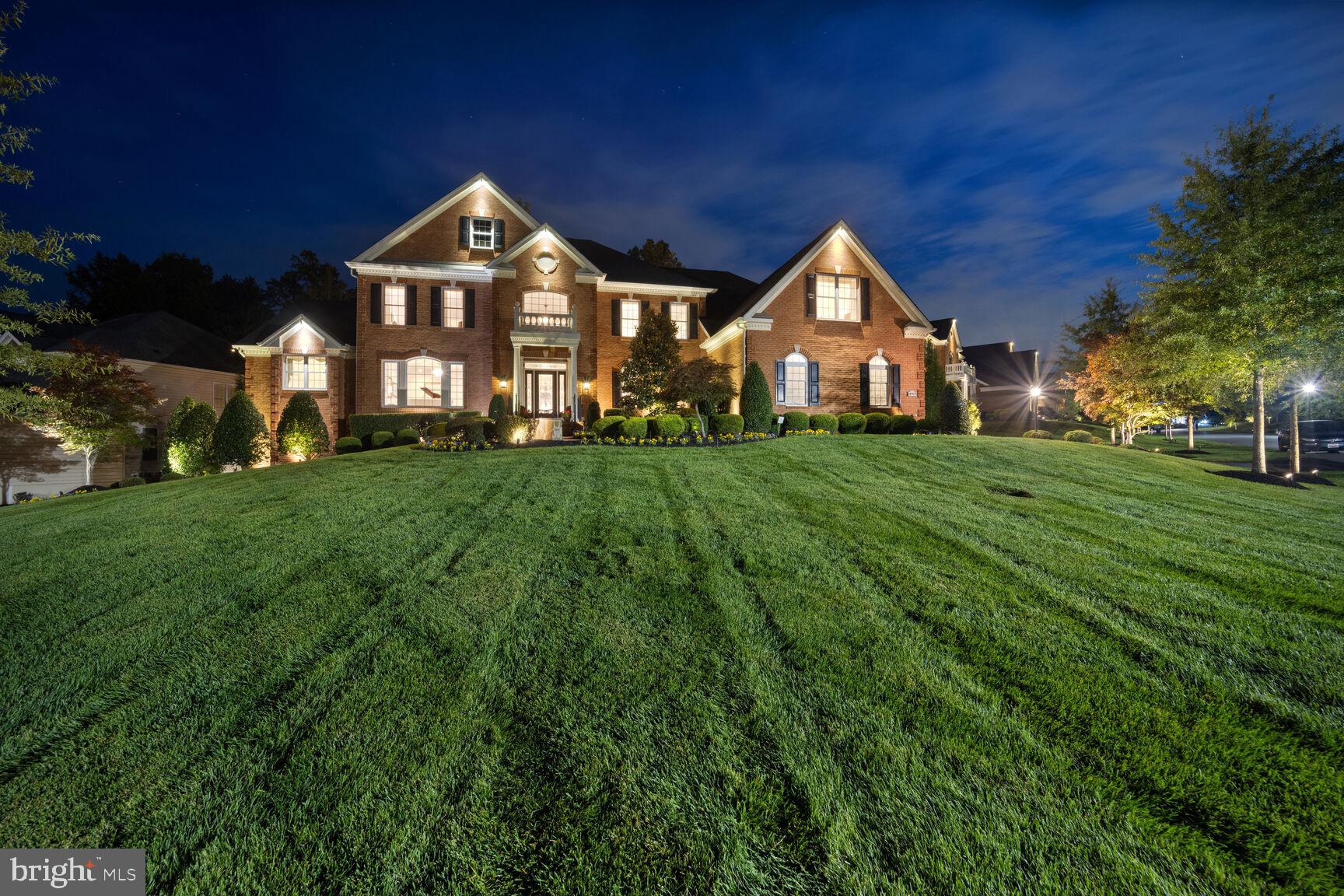 OAK CREEK CLUB - Residential