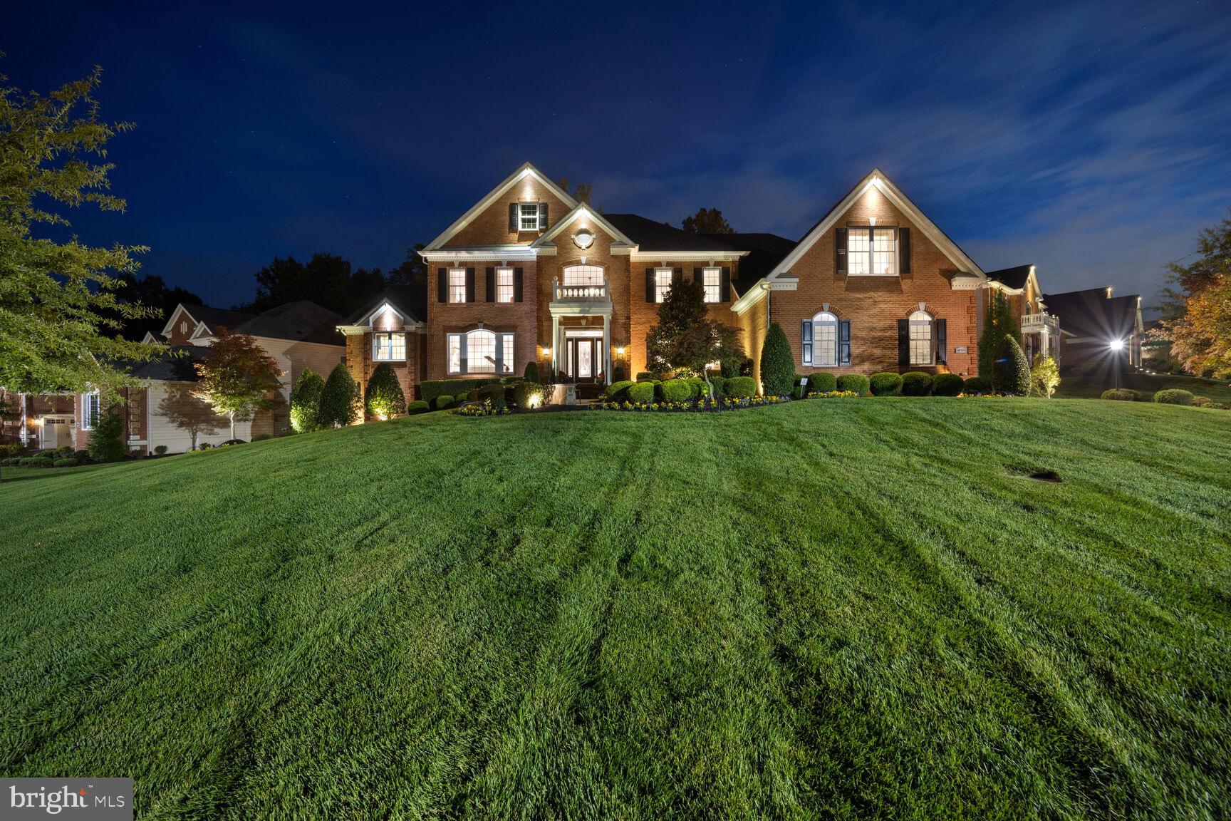 OAK CREEK CLUB - Residential