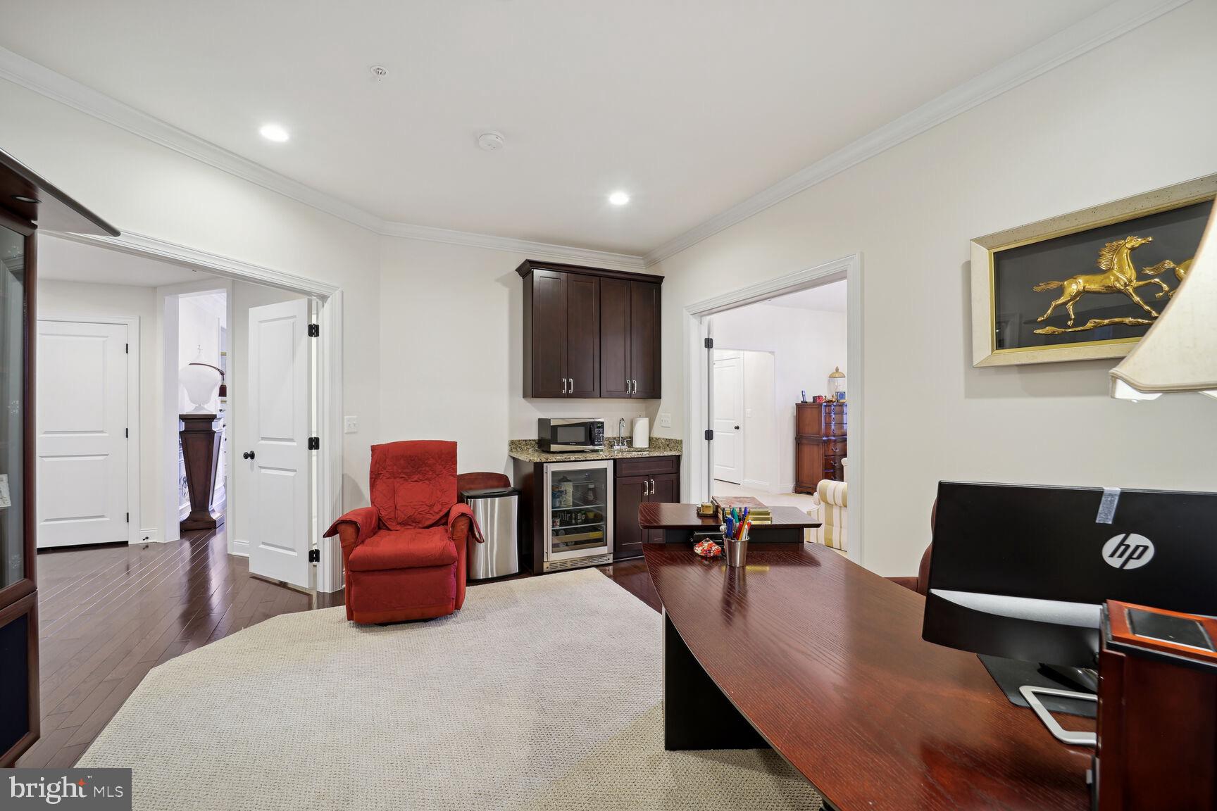 OAK CREEK CLUB - Residential