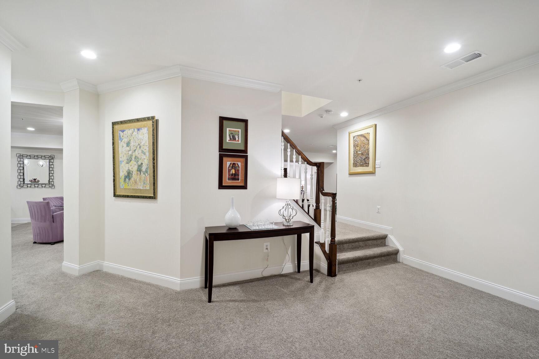 OAK CREEK CLUB - Residential