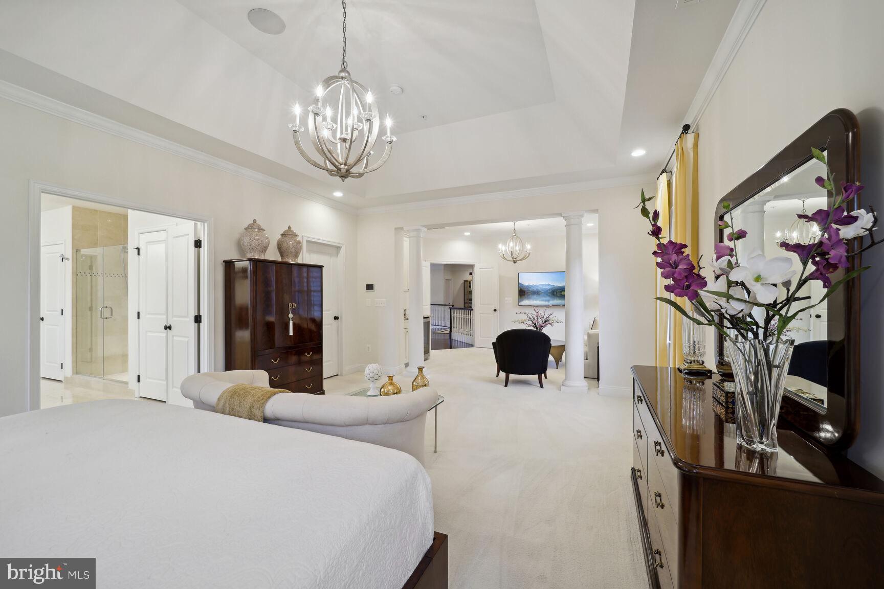 OAK CREEK CLUB - Residential