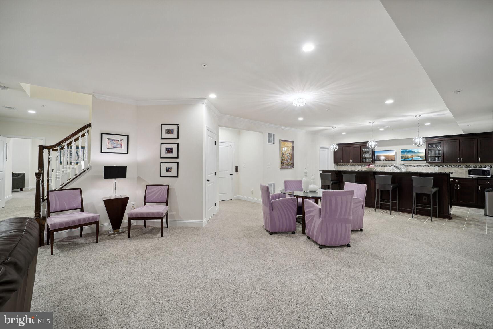 OAK CREEK CLUB - Residential