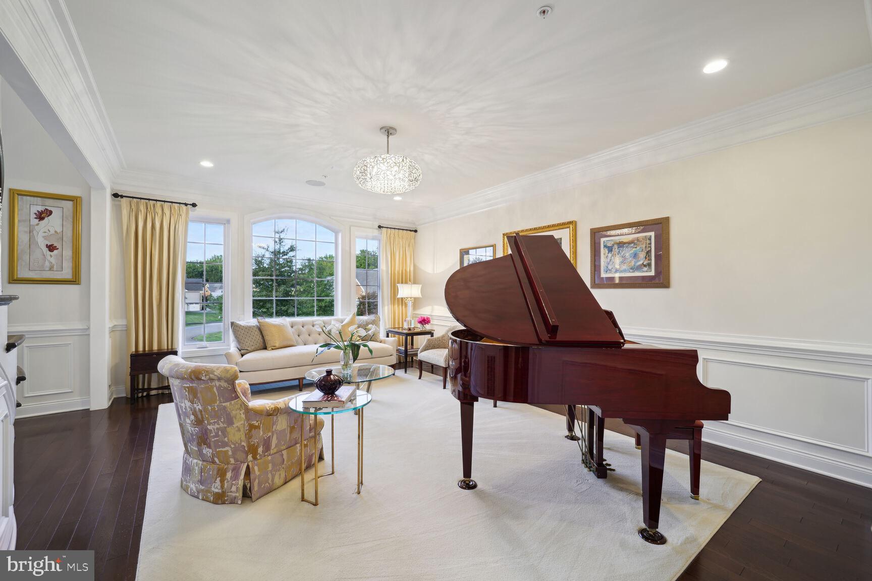 OAK CREEK CLUB - Residential