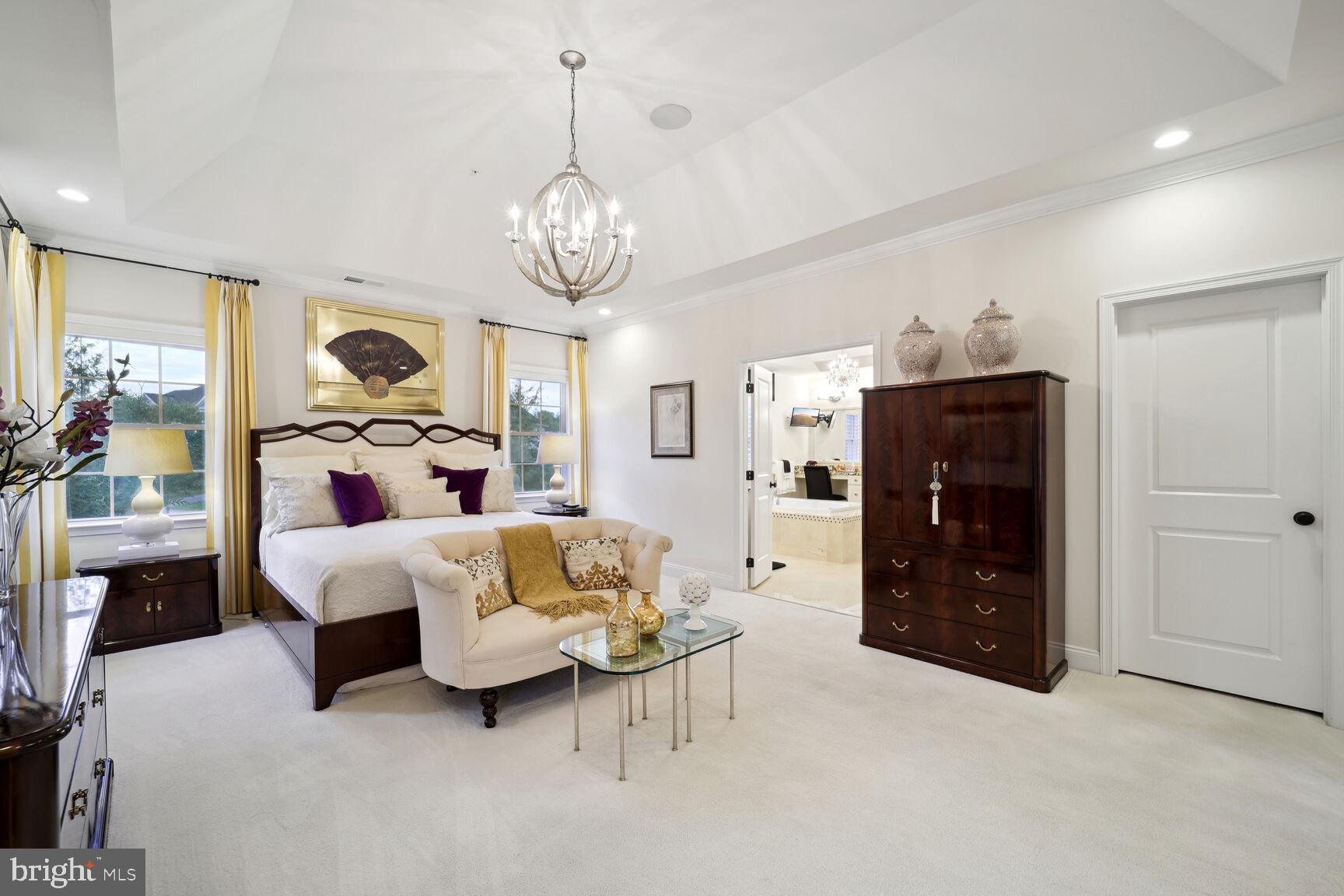 OAK CREEK CLUB - Residential