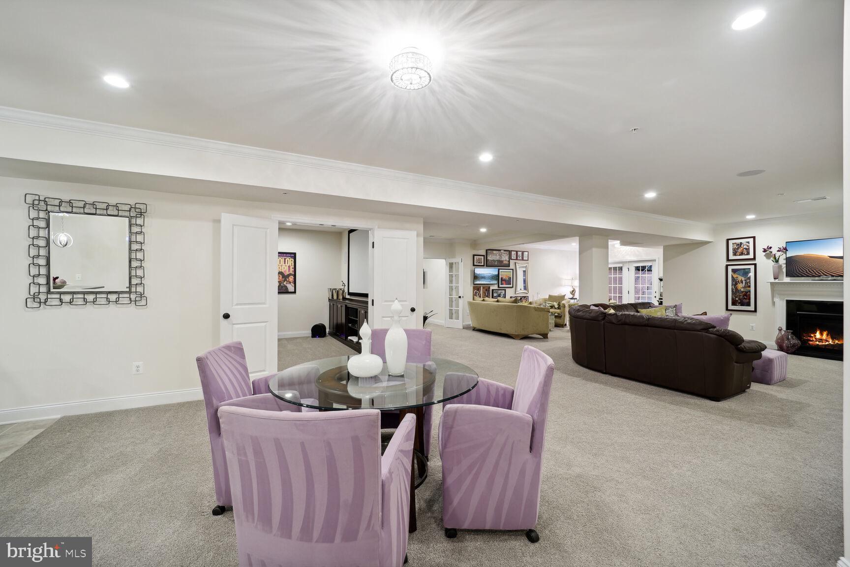 OAK CREEK CLUB - Residential