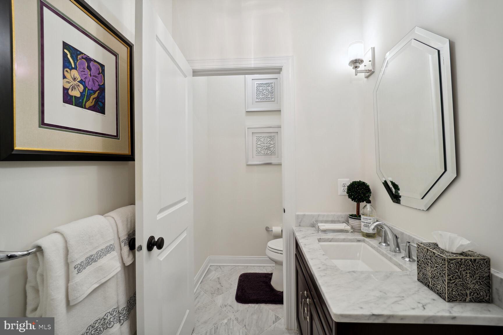 OAK CREEK CLUB - Residential