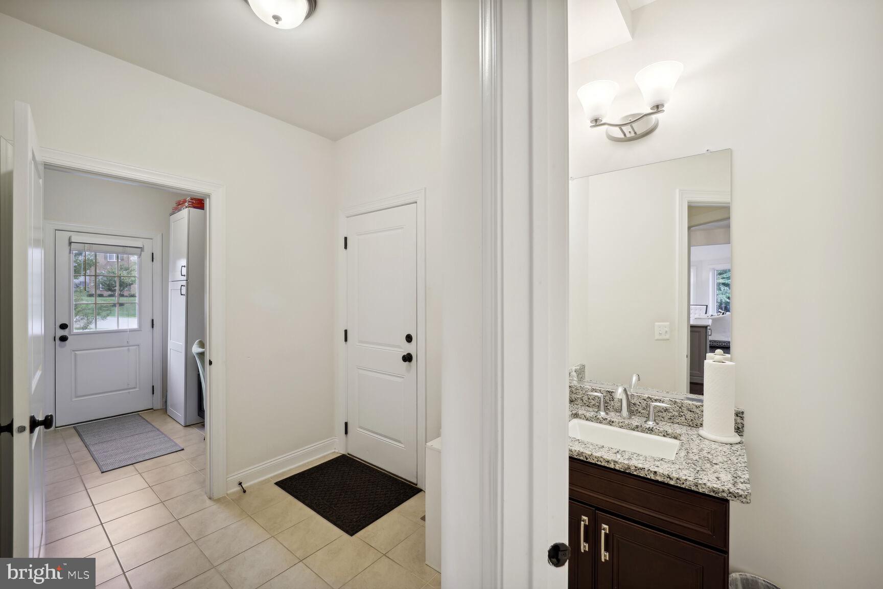 OAK CREEK CLUB - Residential