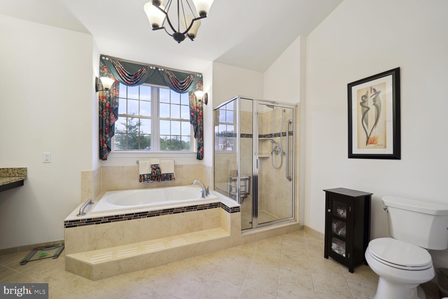 OAK CREEK CLUB - Residential