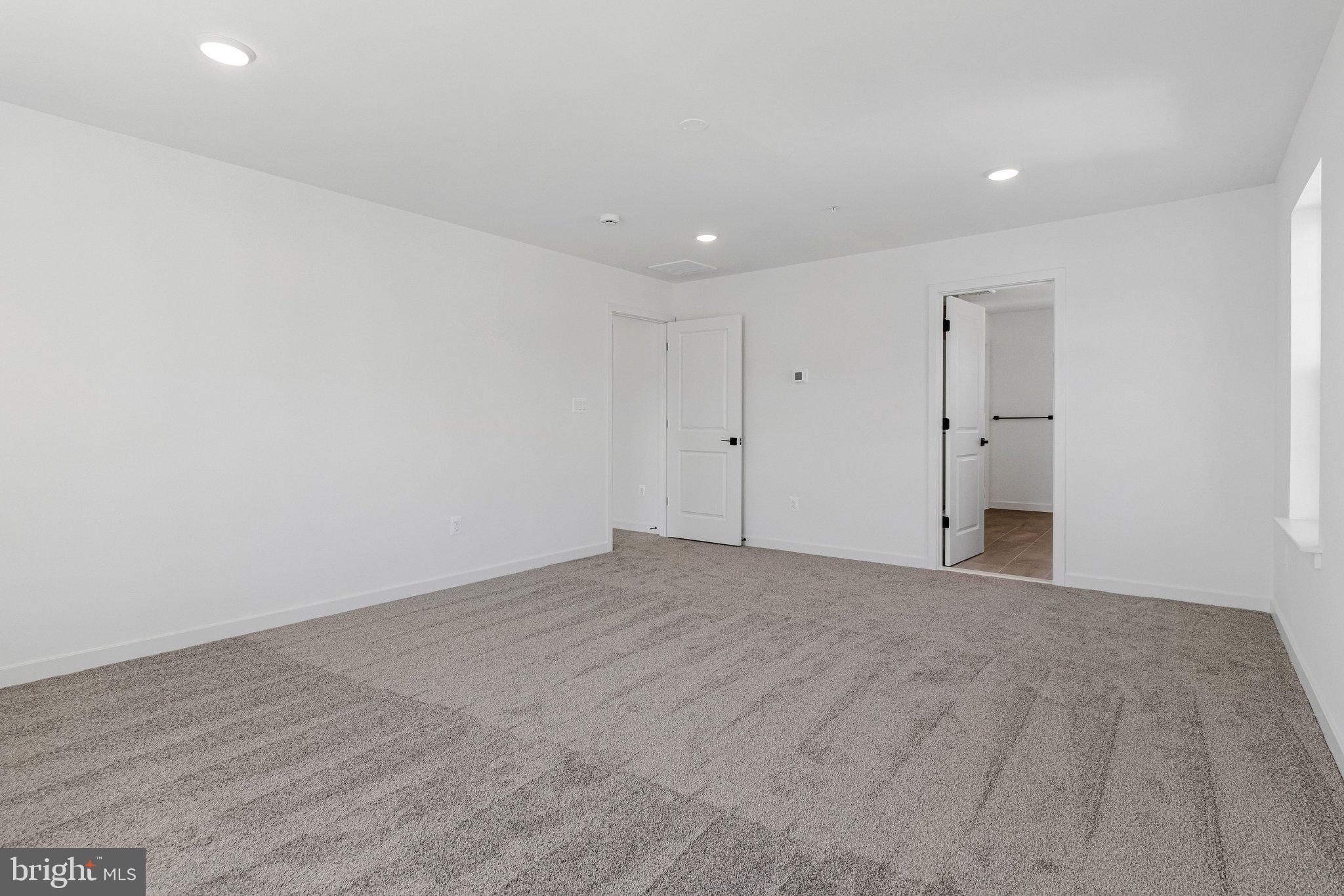 WORTHINGTON GROVE - Residential