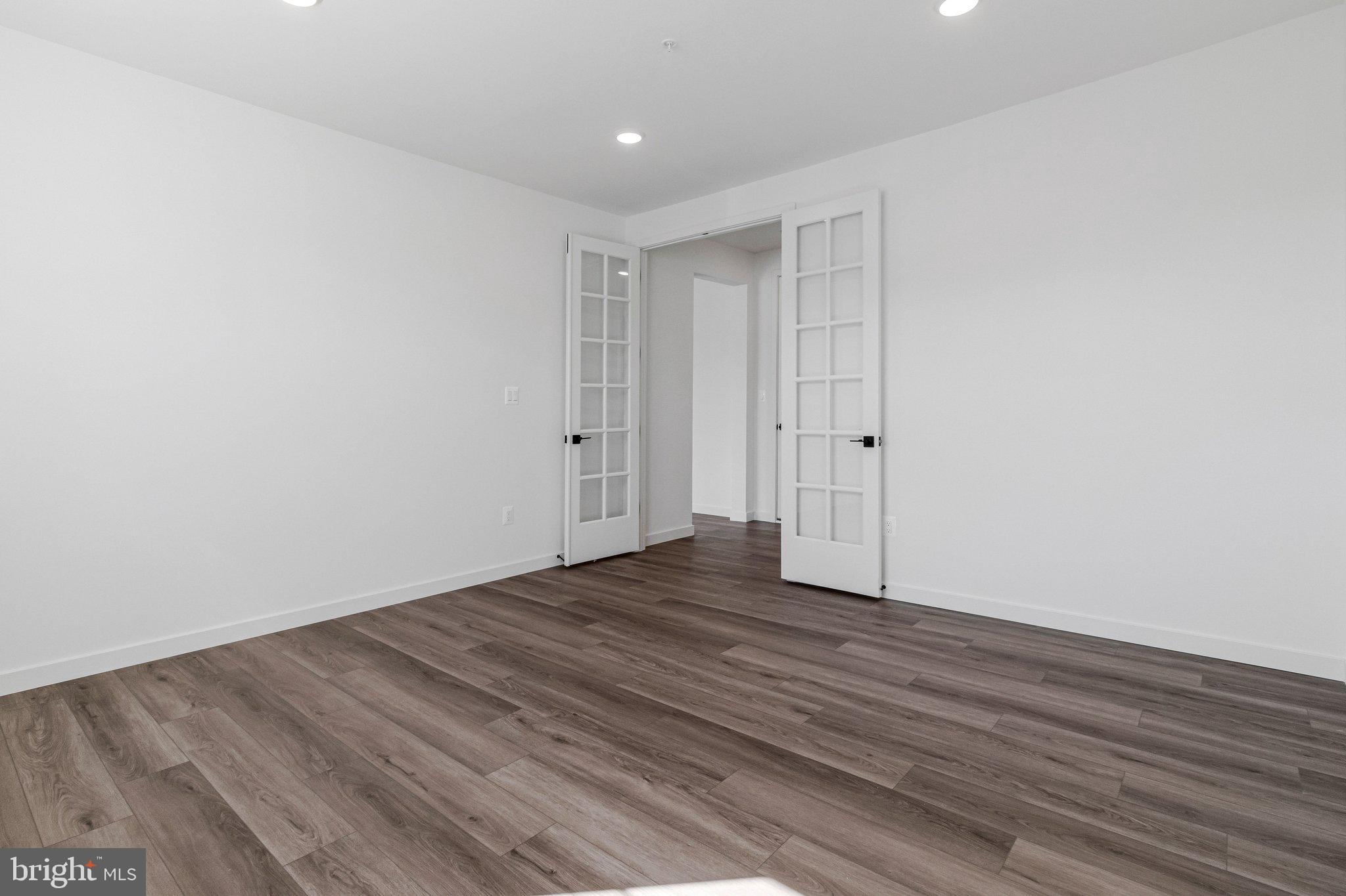 WORTHINGTON GROVE - Residential