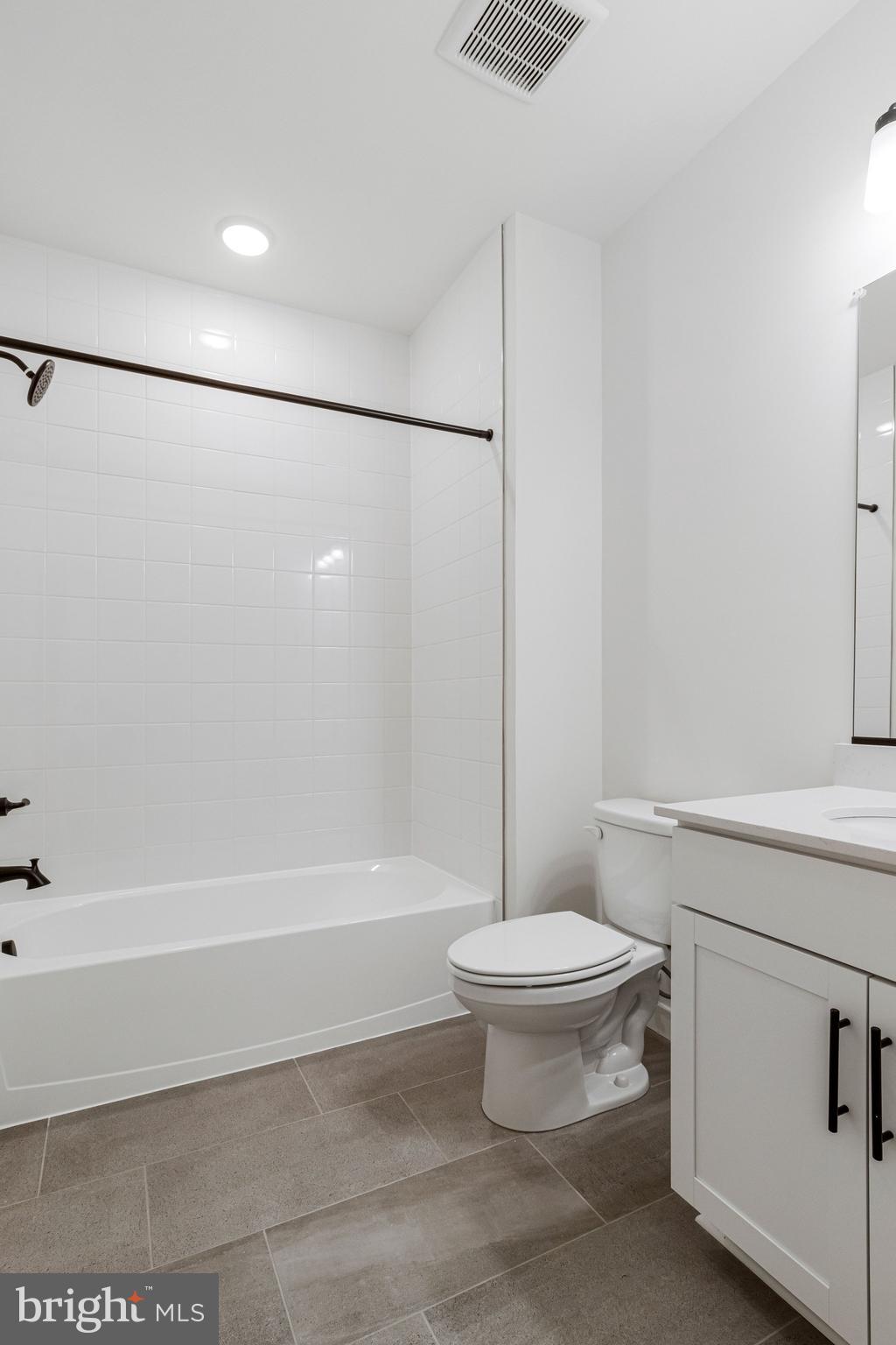 WORTHINGTON GROVE - Residential