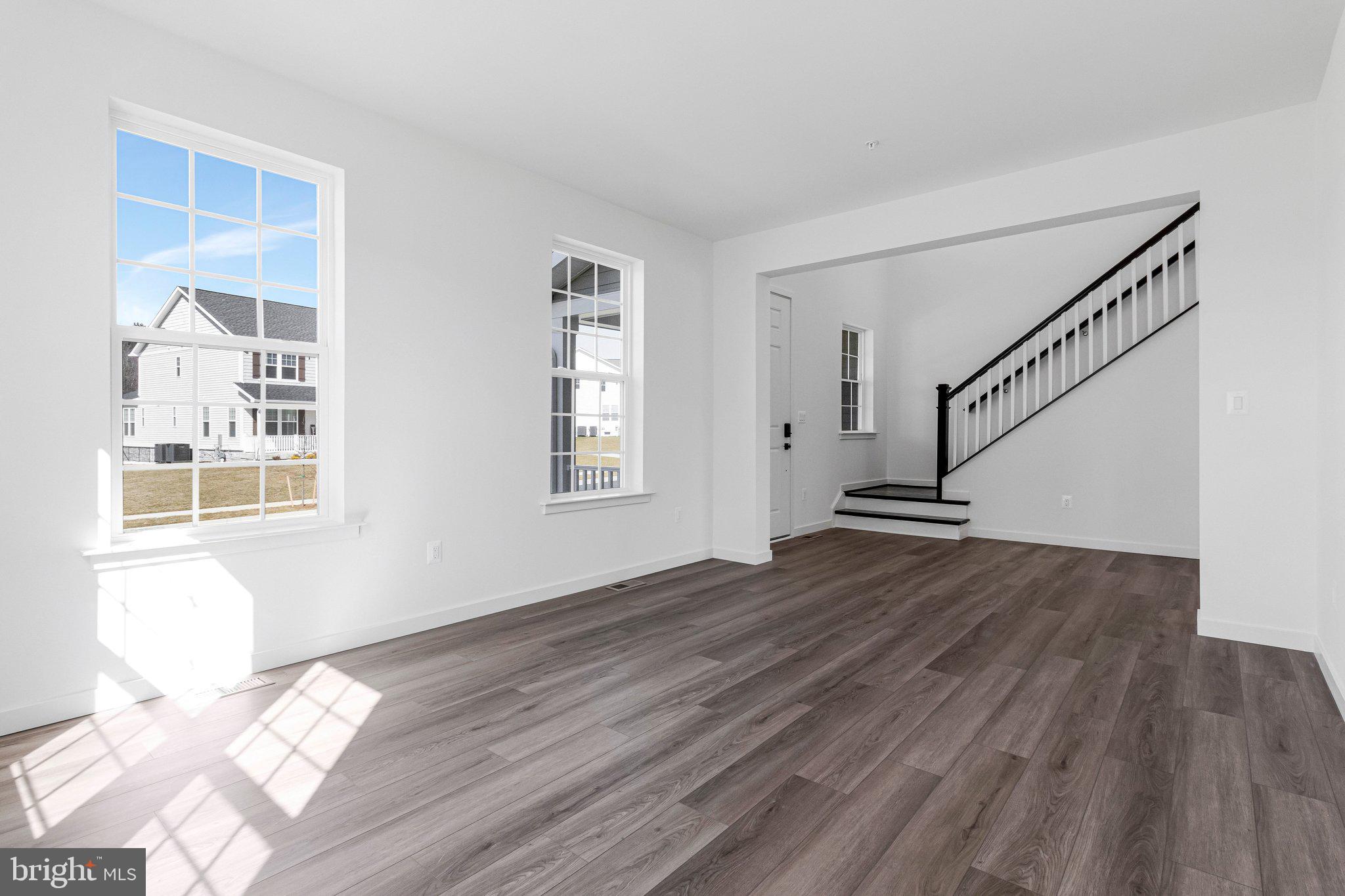 WORTHINGTON GROVE - Residential