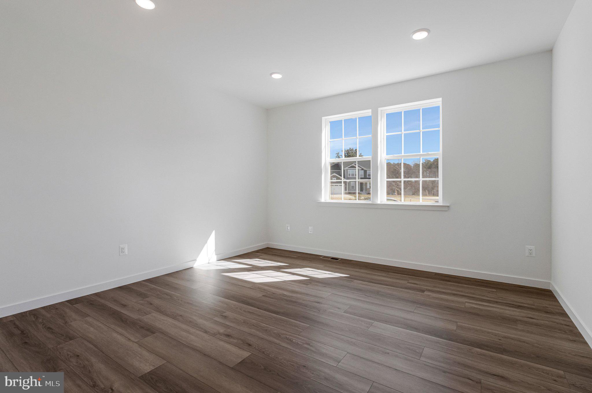 WORTHINGTON GROVE - Residential