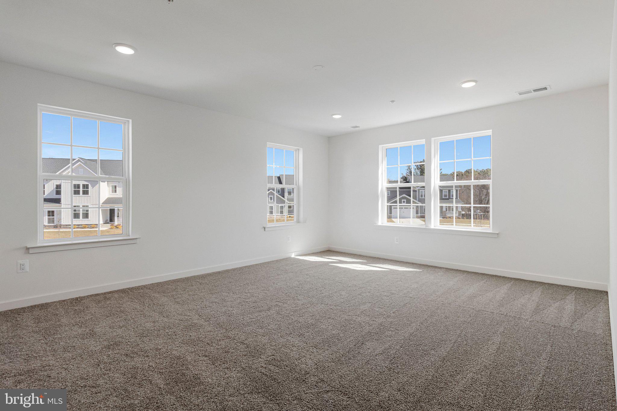 WORTHINGTON GROVE - Residential