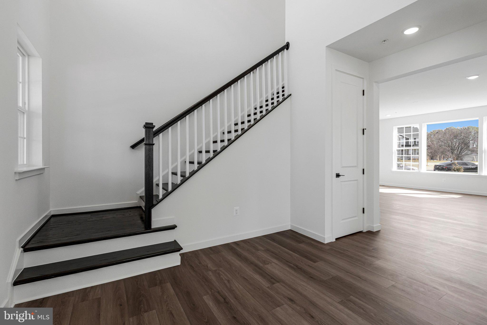 WORTHINGTON GROVE - Residential