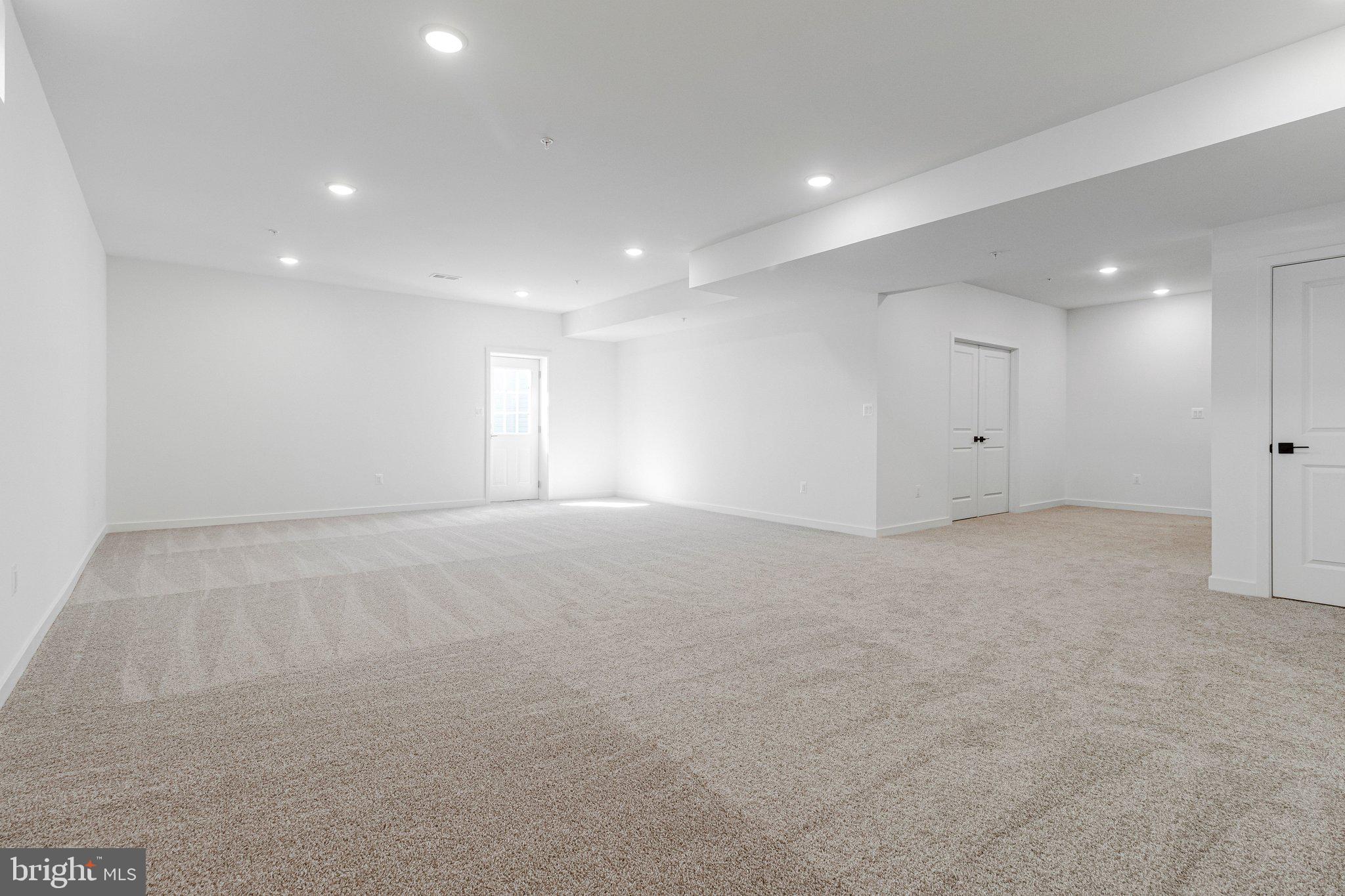 WORTHINGTON GROVE - Residential