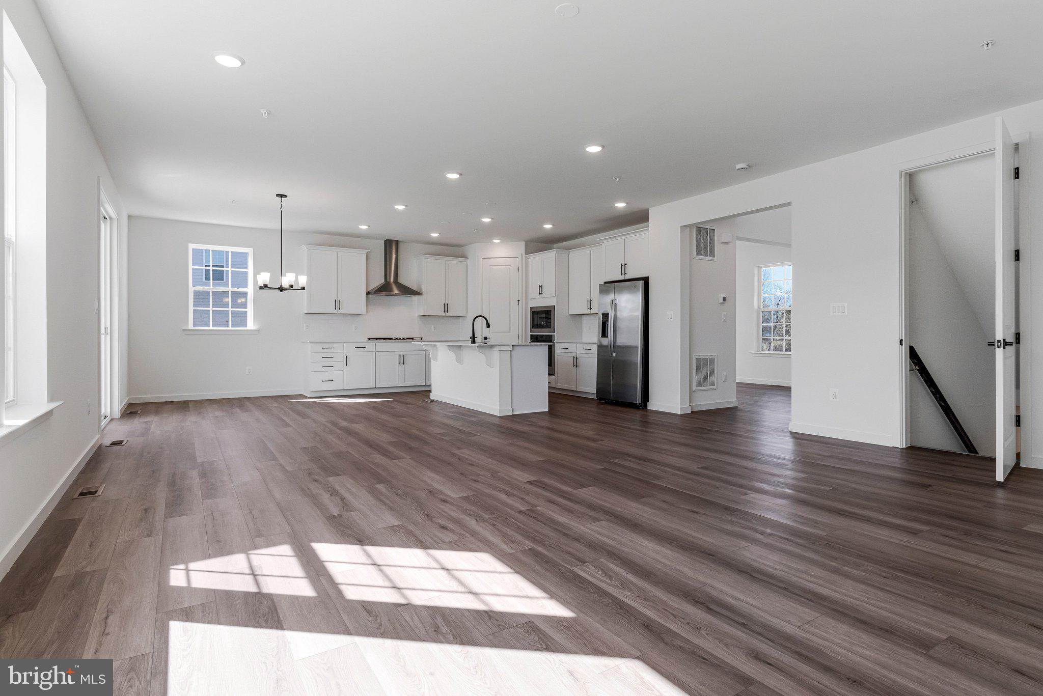 WORTHINGTON GROVE - Residential