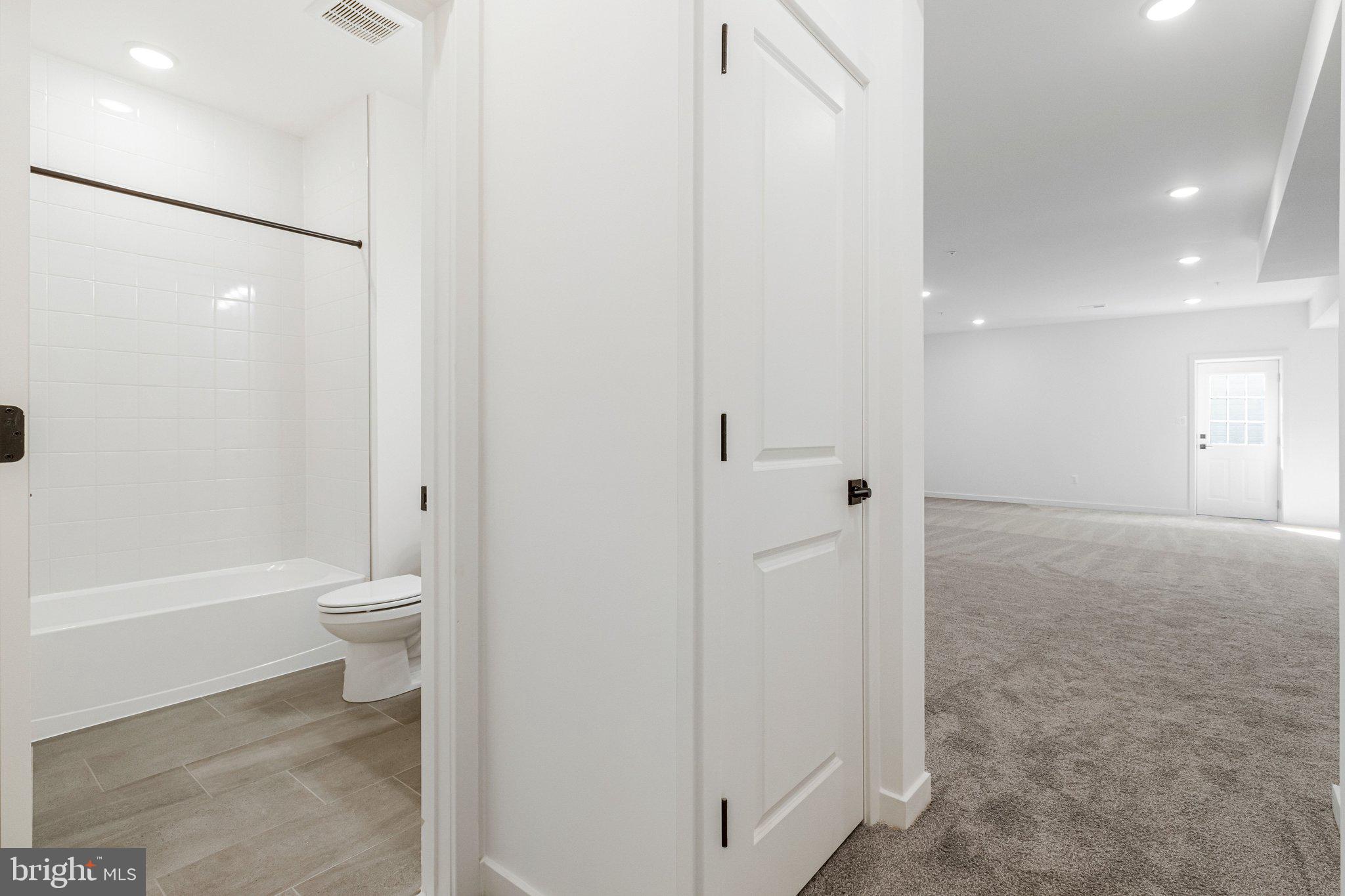 WORTHINGTON GROVE - Residential