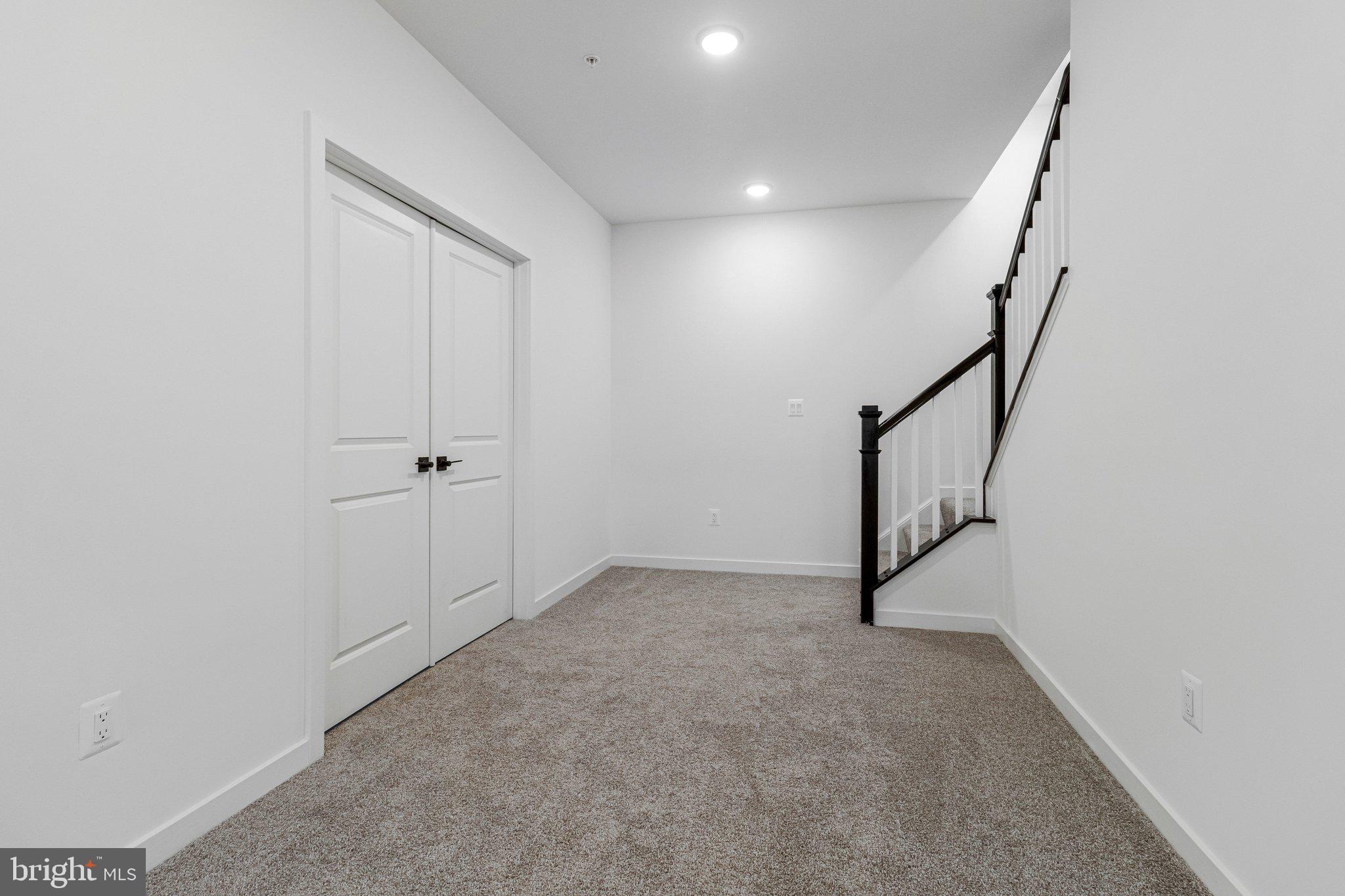 WORTHINGTON GROVE - Residential