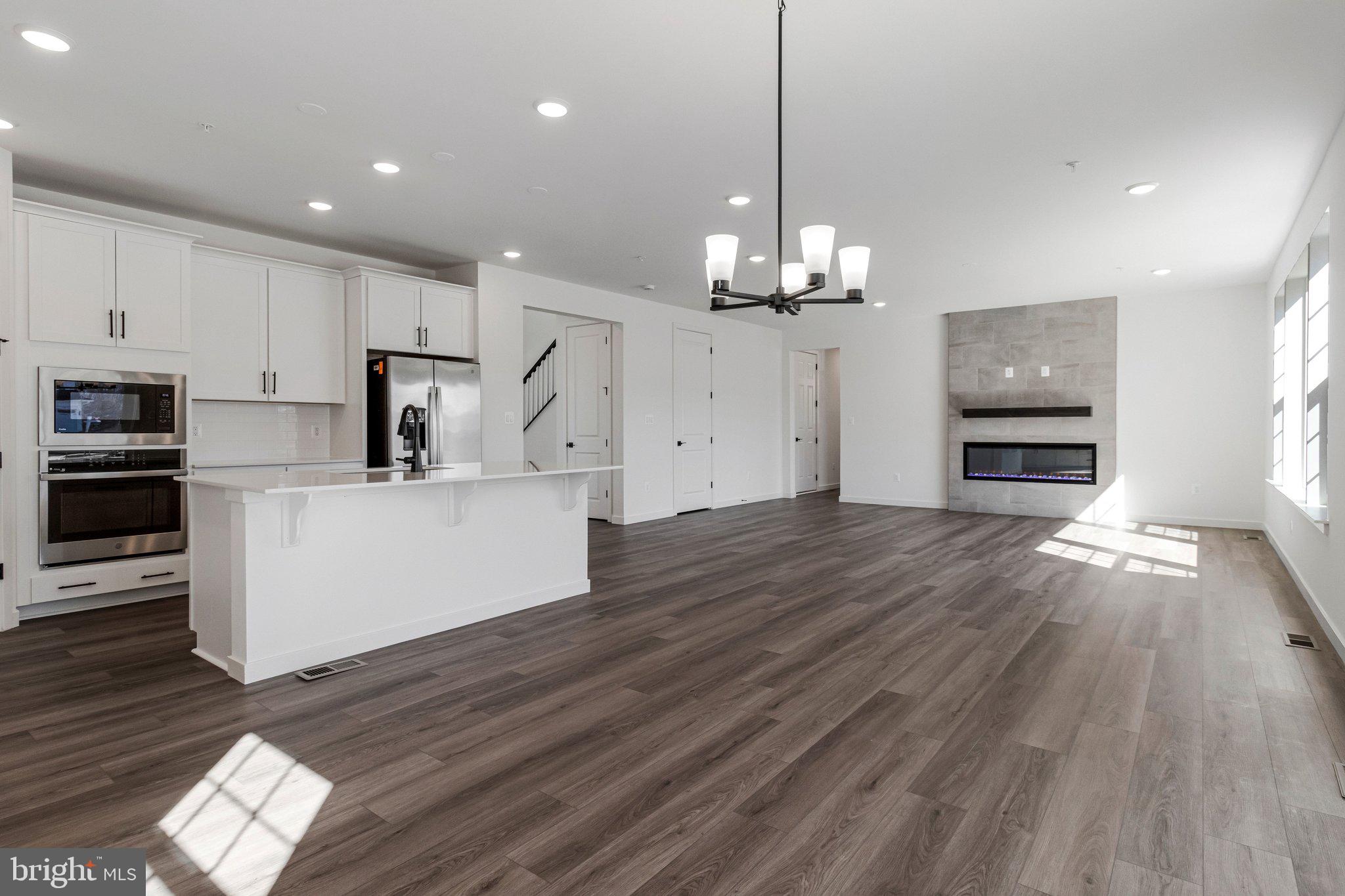 WORTHINGTON GROVE - Residential