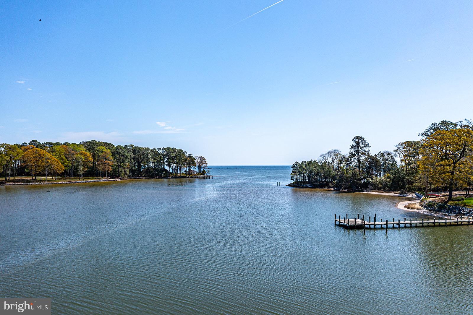 TWIN HARBORS - Residential