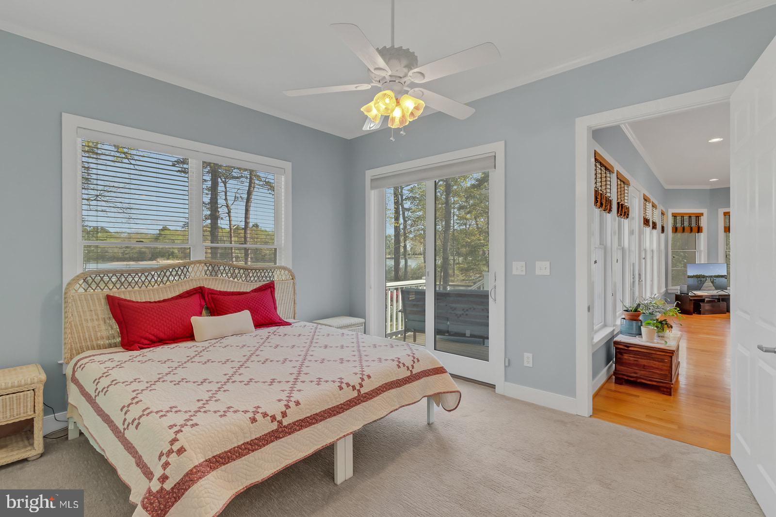 TWIN HARBORS - Residential