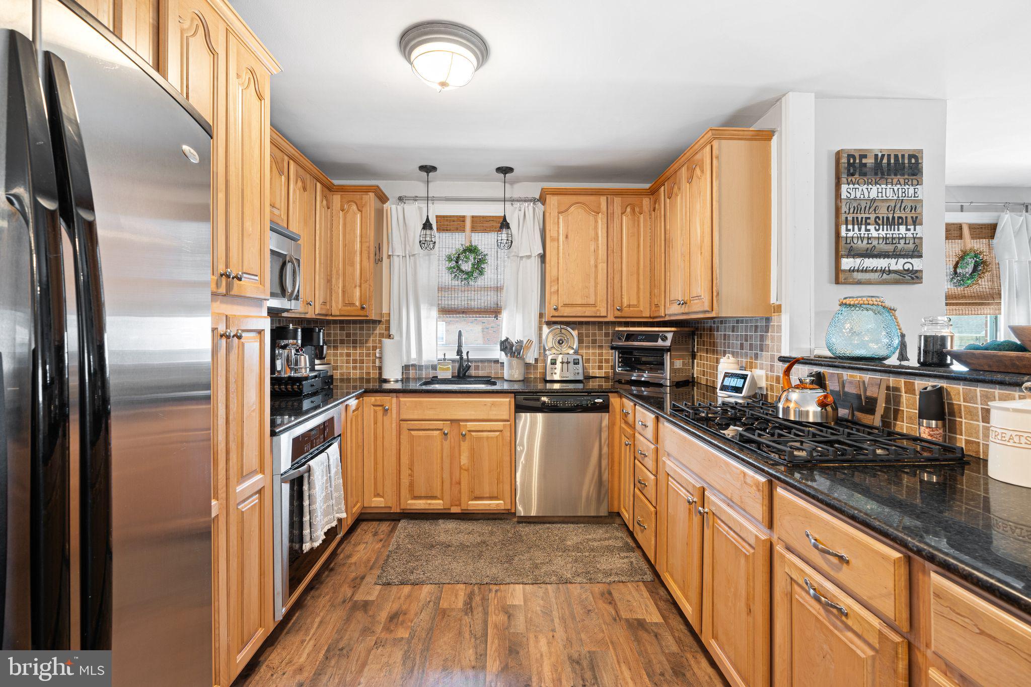 BUSTLETON - Residential