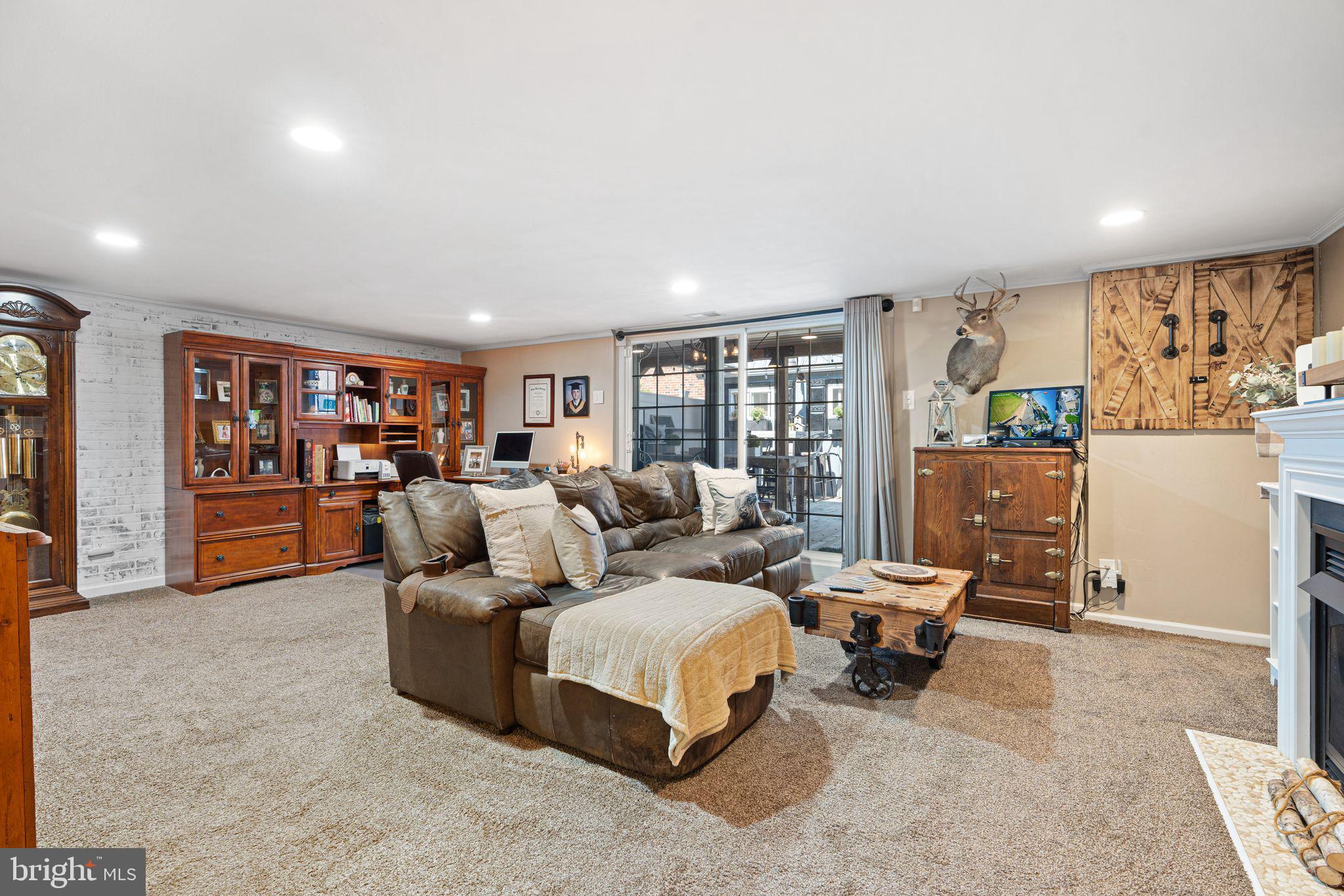 BUSTLETON - Residential