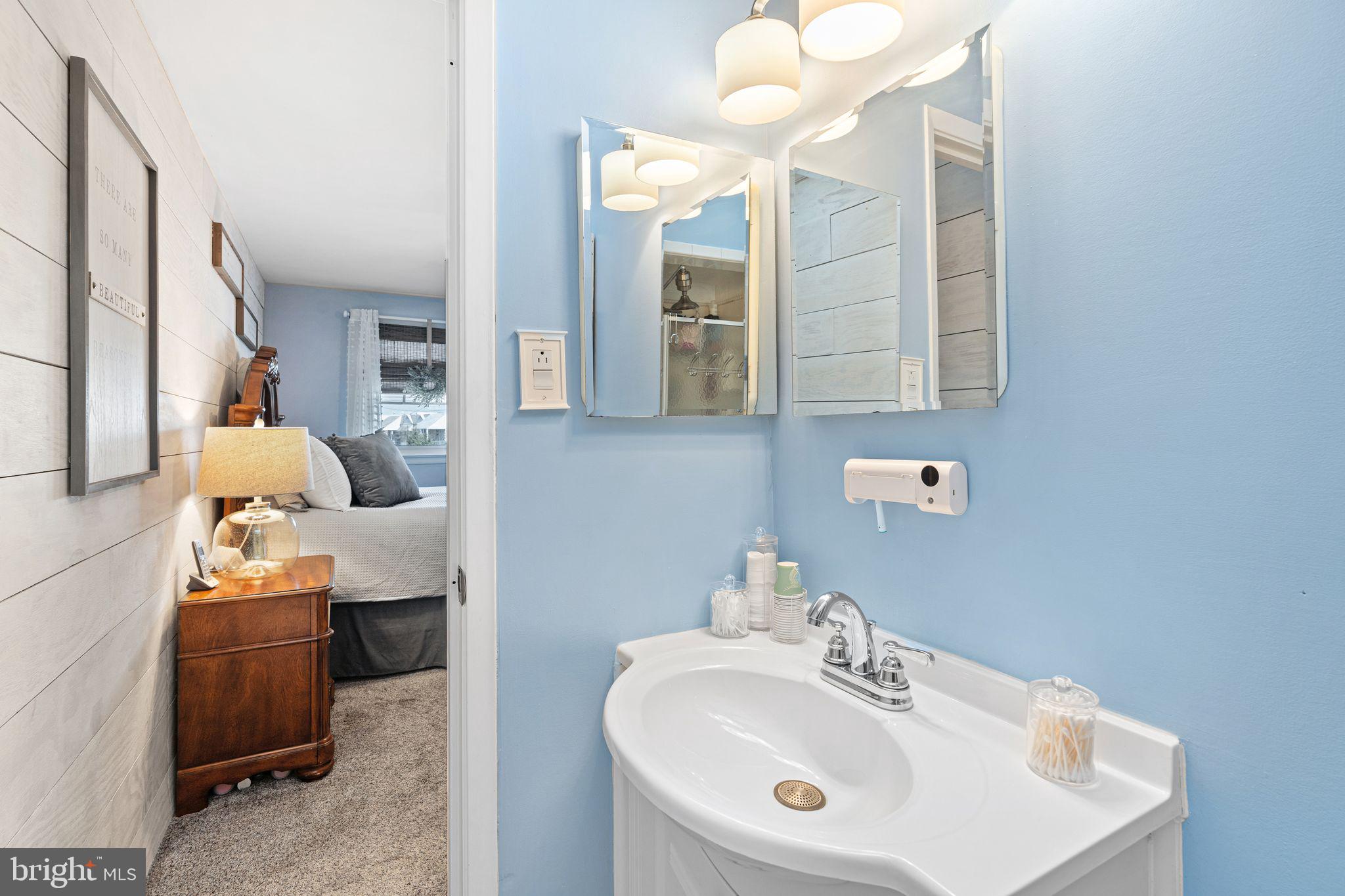 BUSTLETON - Residential