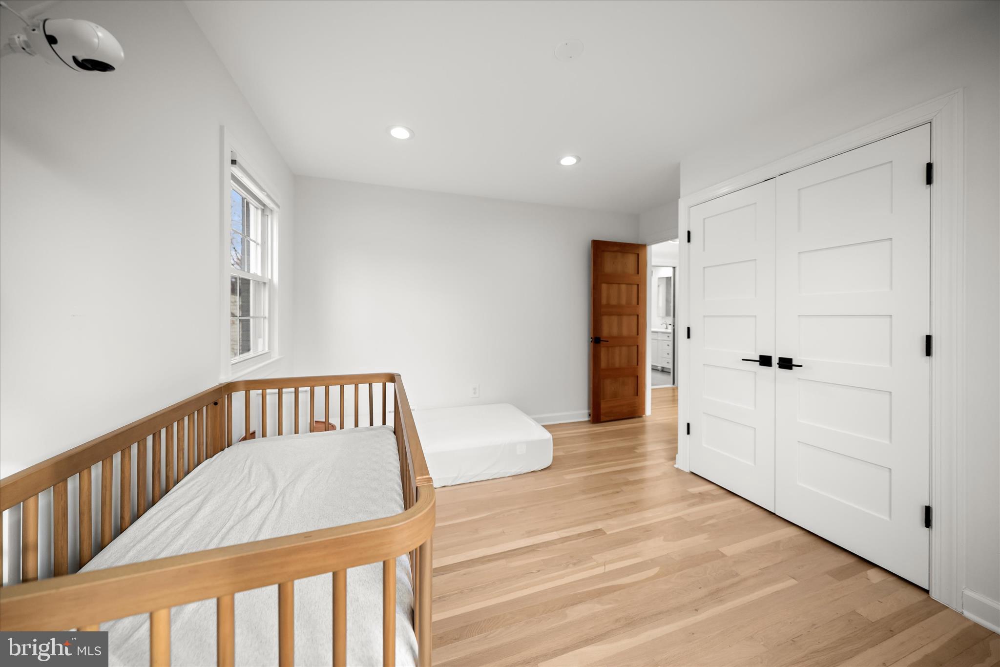 VICTORIA WOODS - Residential