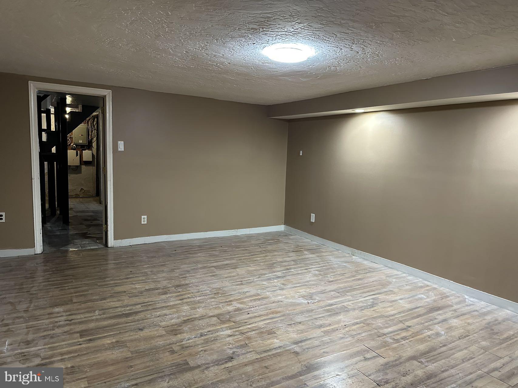 PHILADELPHIA (NORTHEAST) - Residential