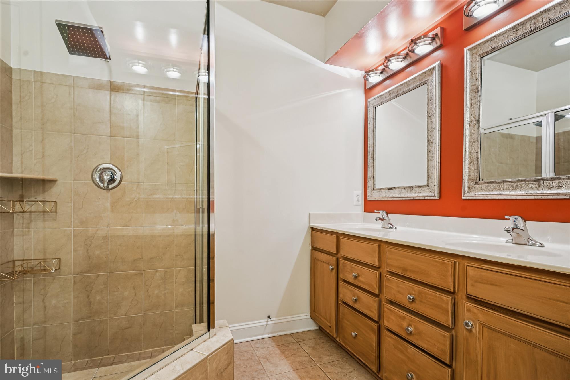 POTOMAC CLUB - Residential Lease