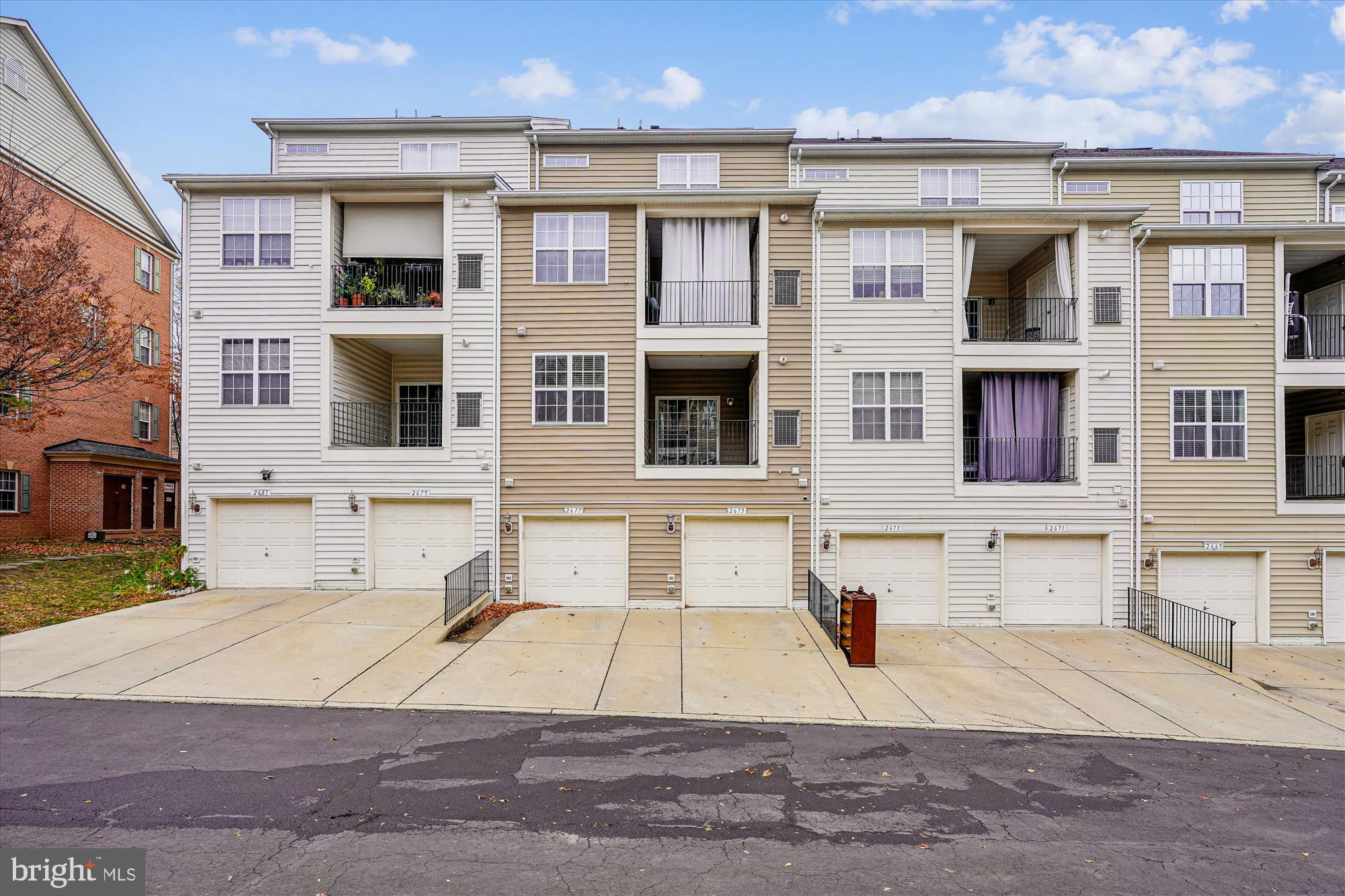 POTOMAC CLUB - Residential Lease