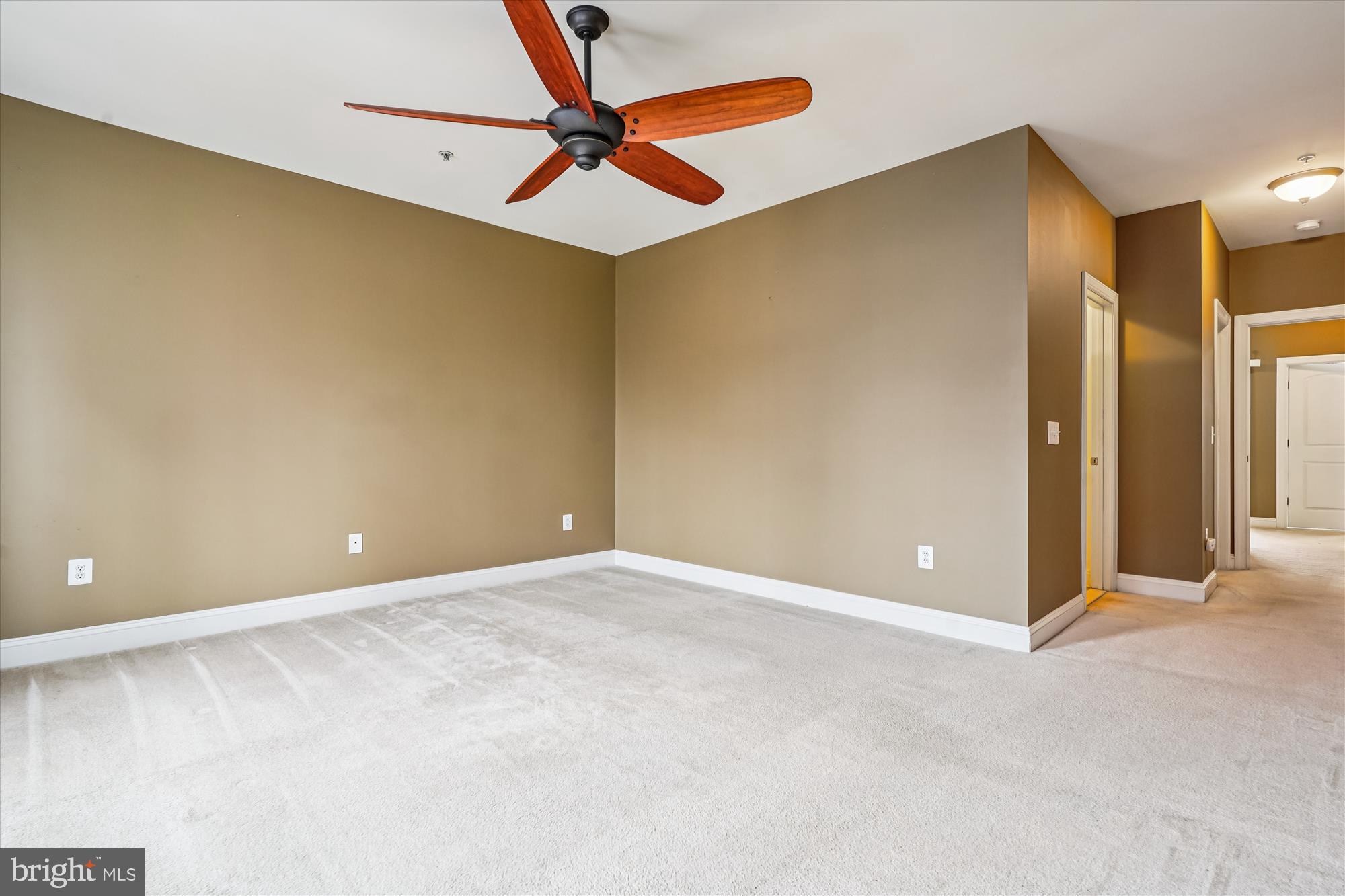 POTOMAC CLUB - Residential Lease