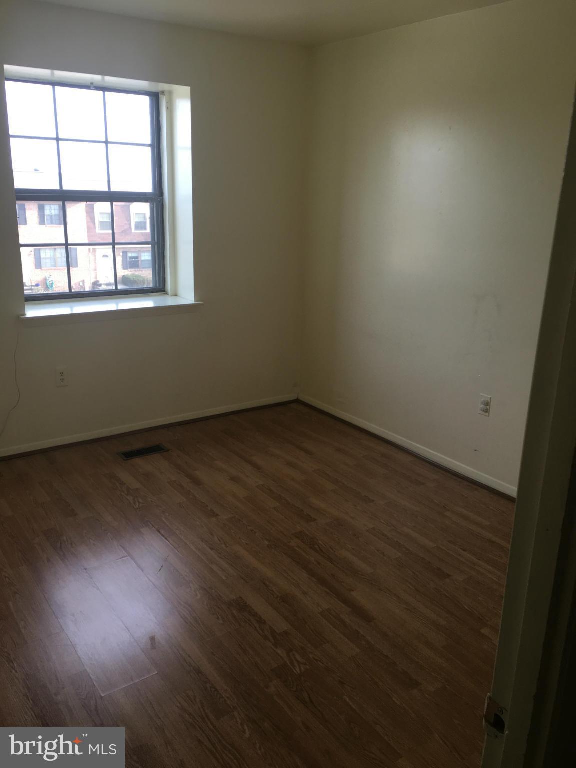 BROADFIELD AT WILTON FARM - Residential Lease