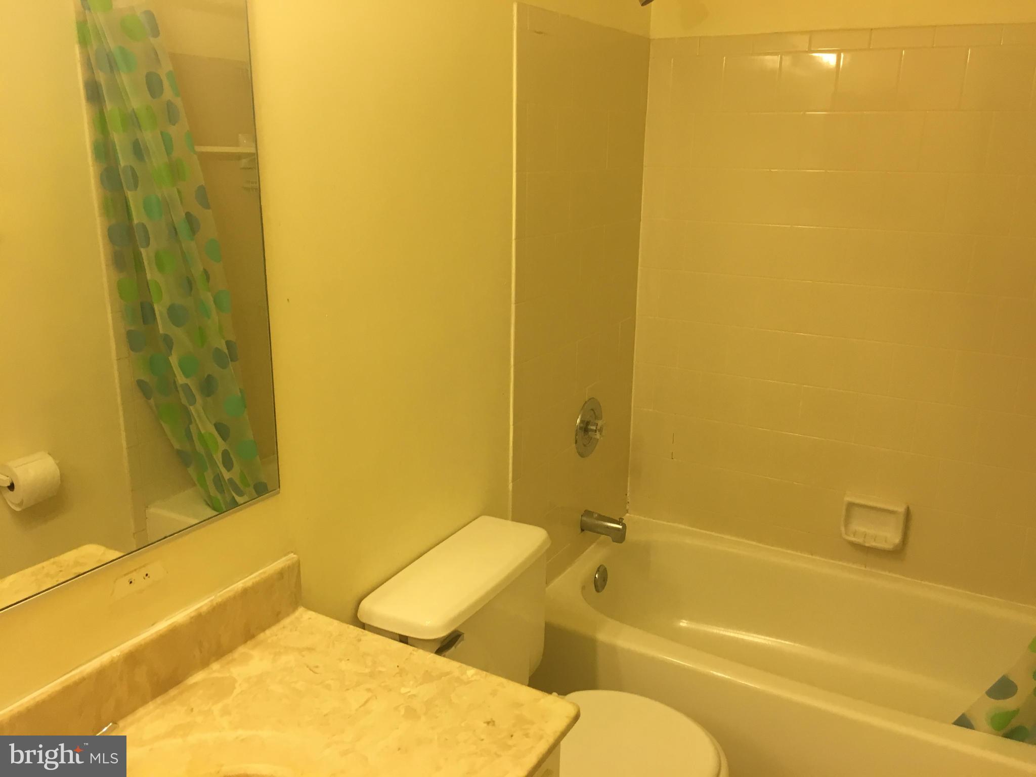 BROADFIELD AT WILTON FARM - Residential Lease