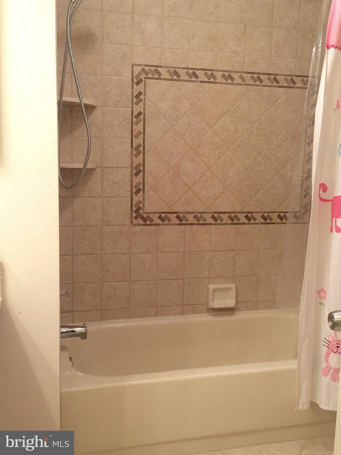 LONG GATE - Residential Lease