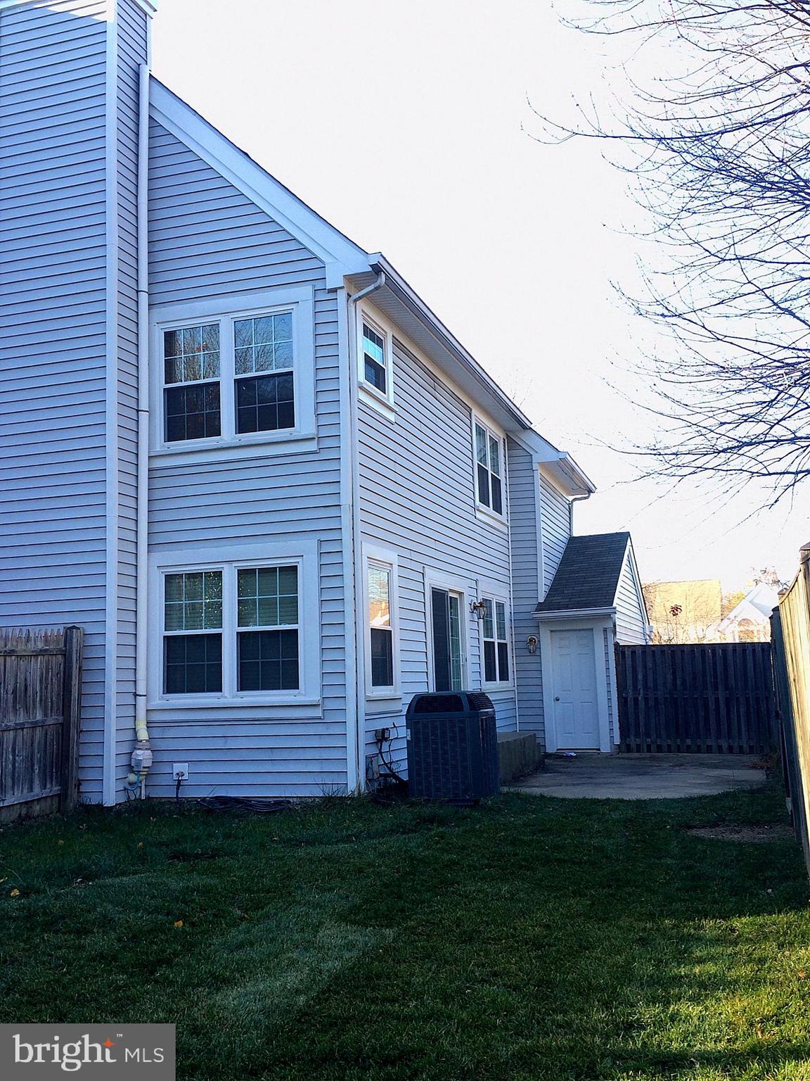 LONG GATE - Residential Lease