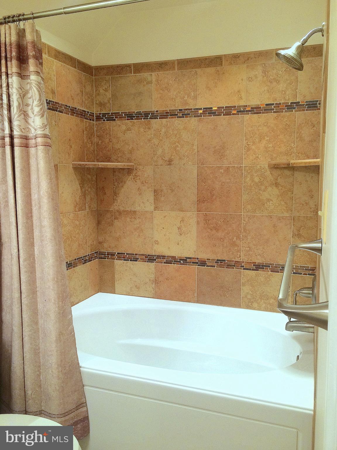 LONG GATE - Residential Lease